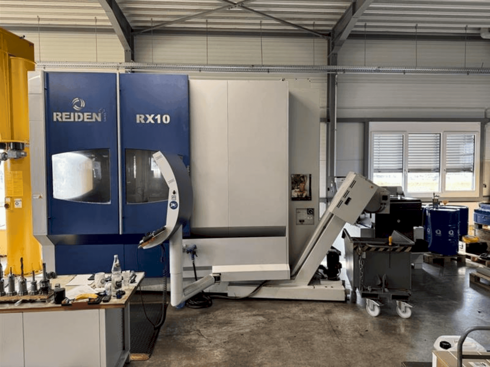 MACHINE_IMG_ALT_FRONT_VIEW