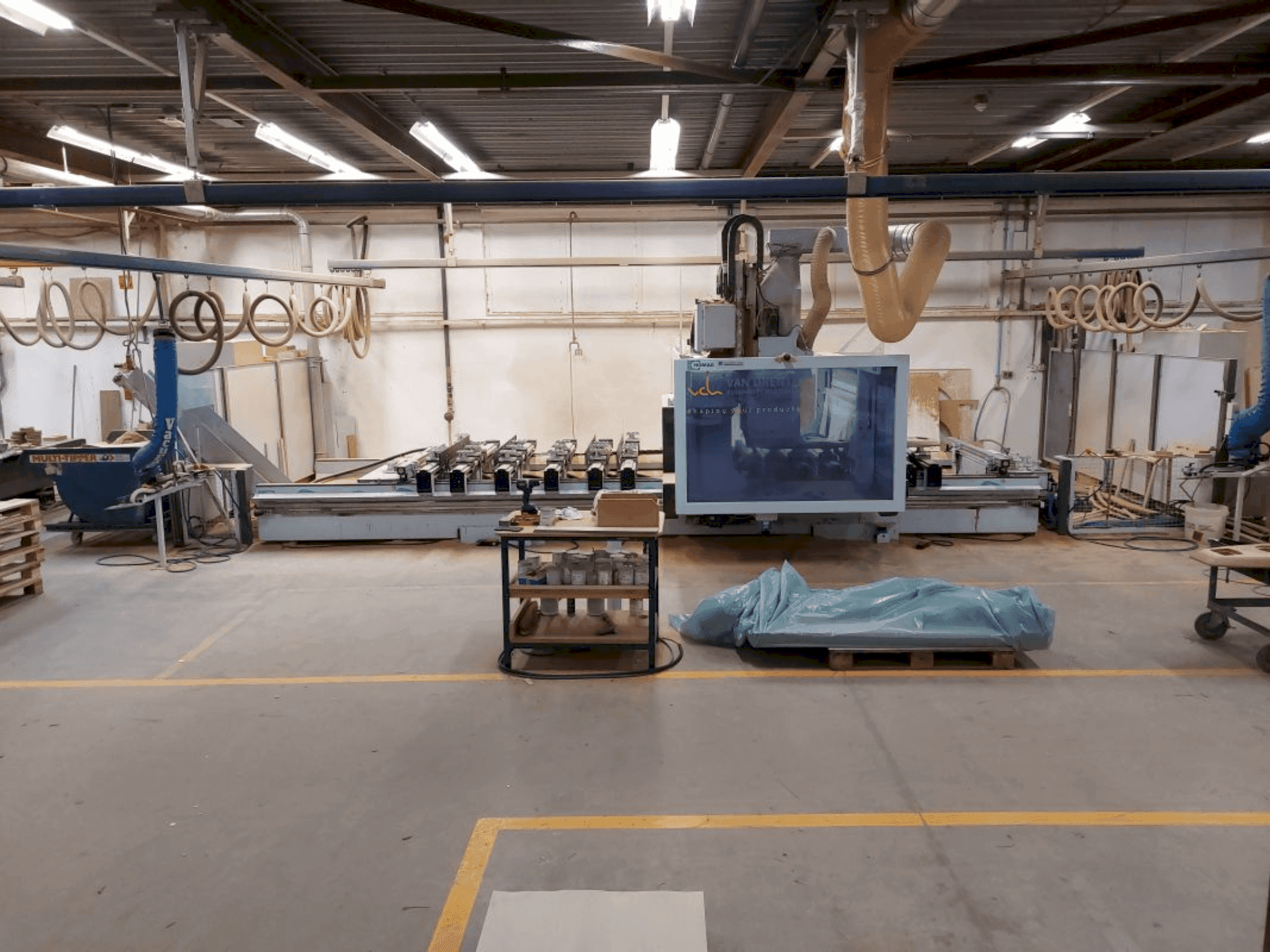 MACHINE_IMG_ALT_FRONT_VIEW