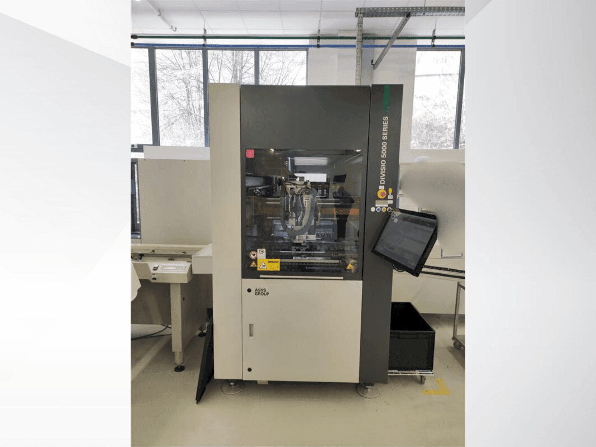 MACHINE_IMG_ALT_FRONT_VIEW