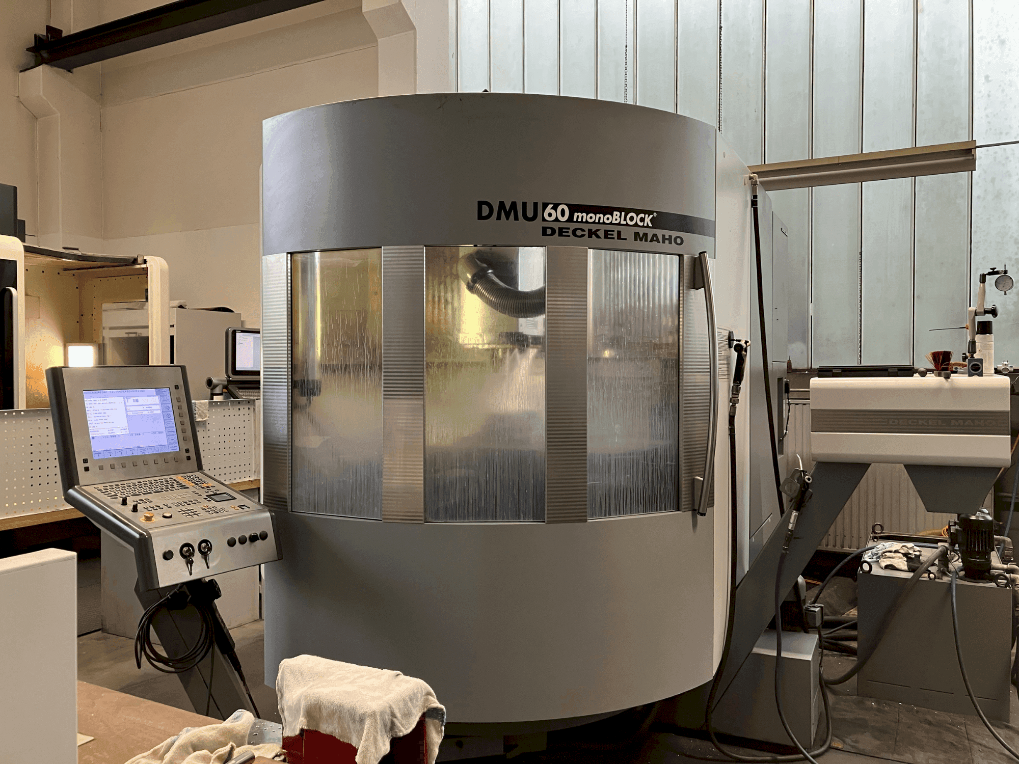 MACHINE_IMG_ALT_FRONT_VIEW