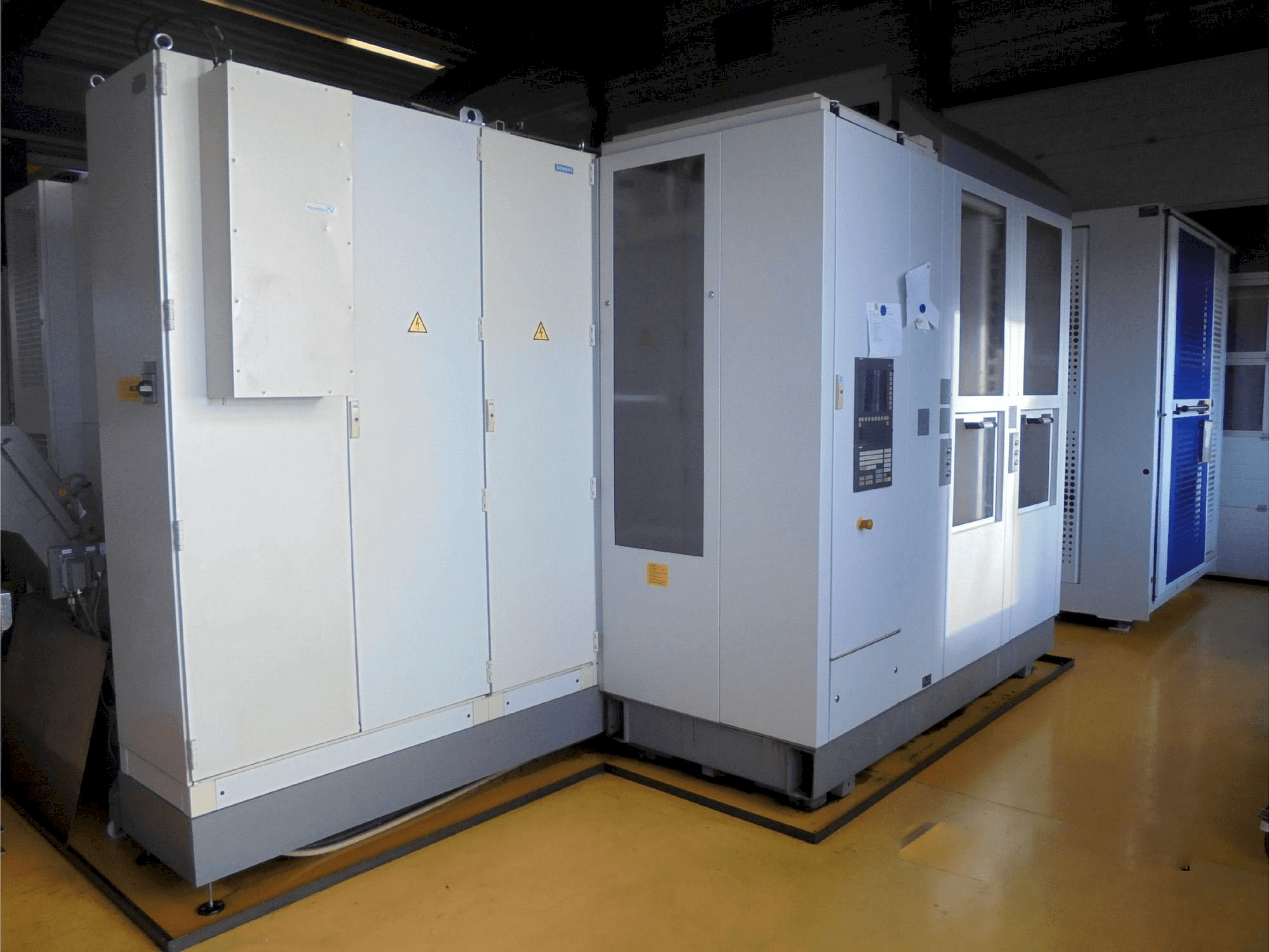 MACHINE_IMG_ALT_FRONT_VIEW