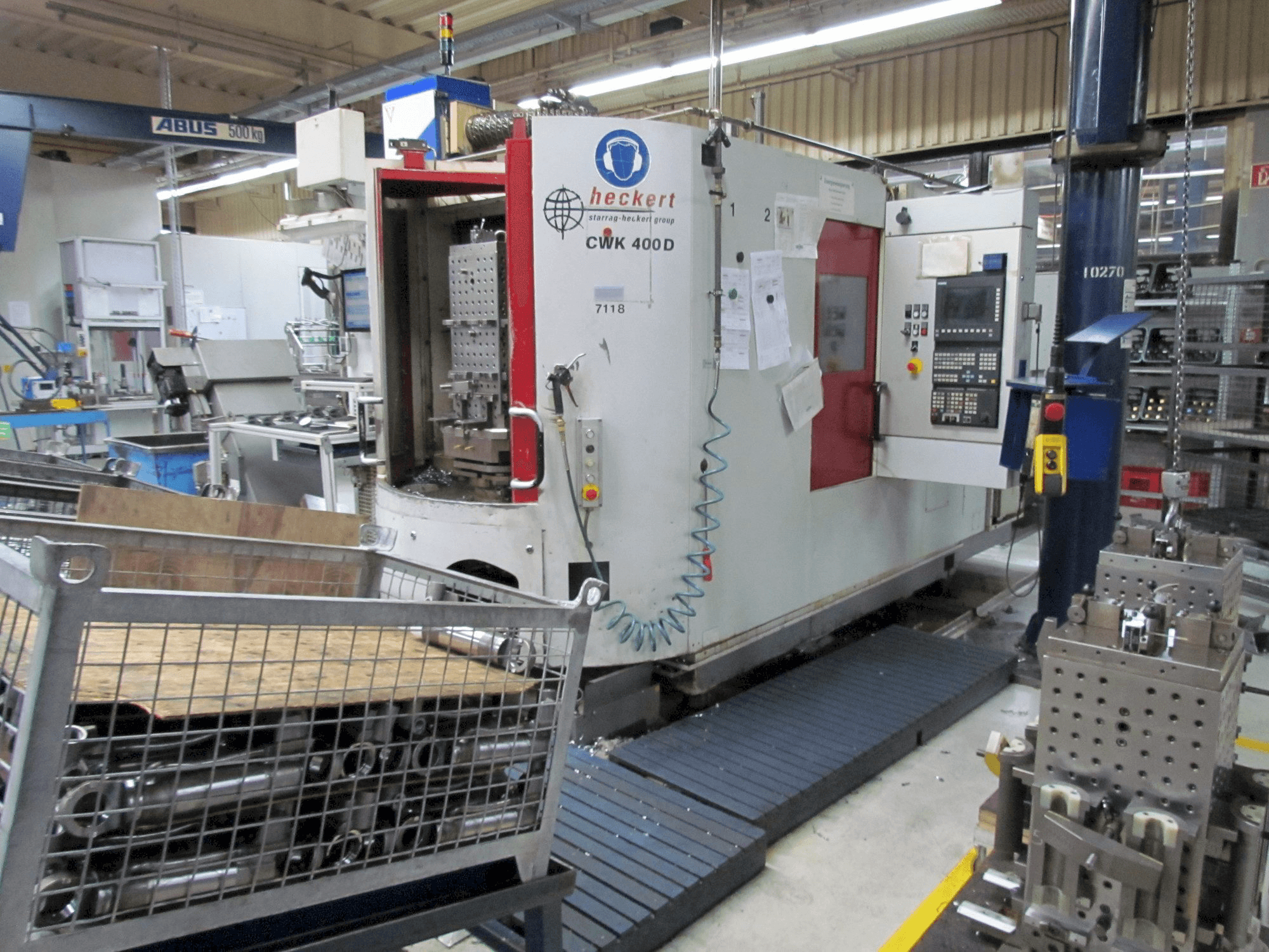 Front view of Heckert CWK 400 D machine