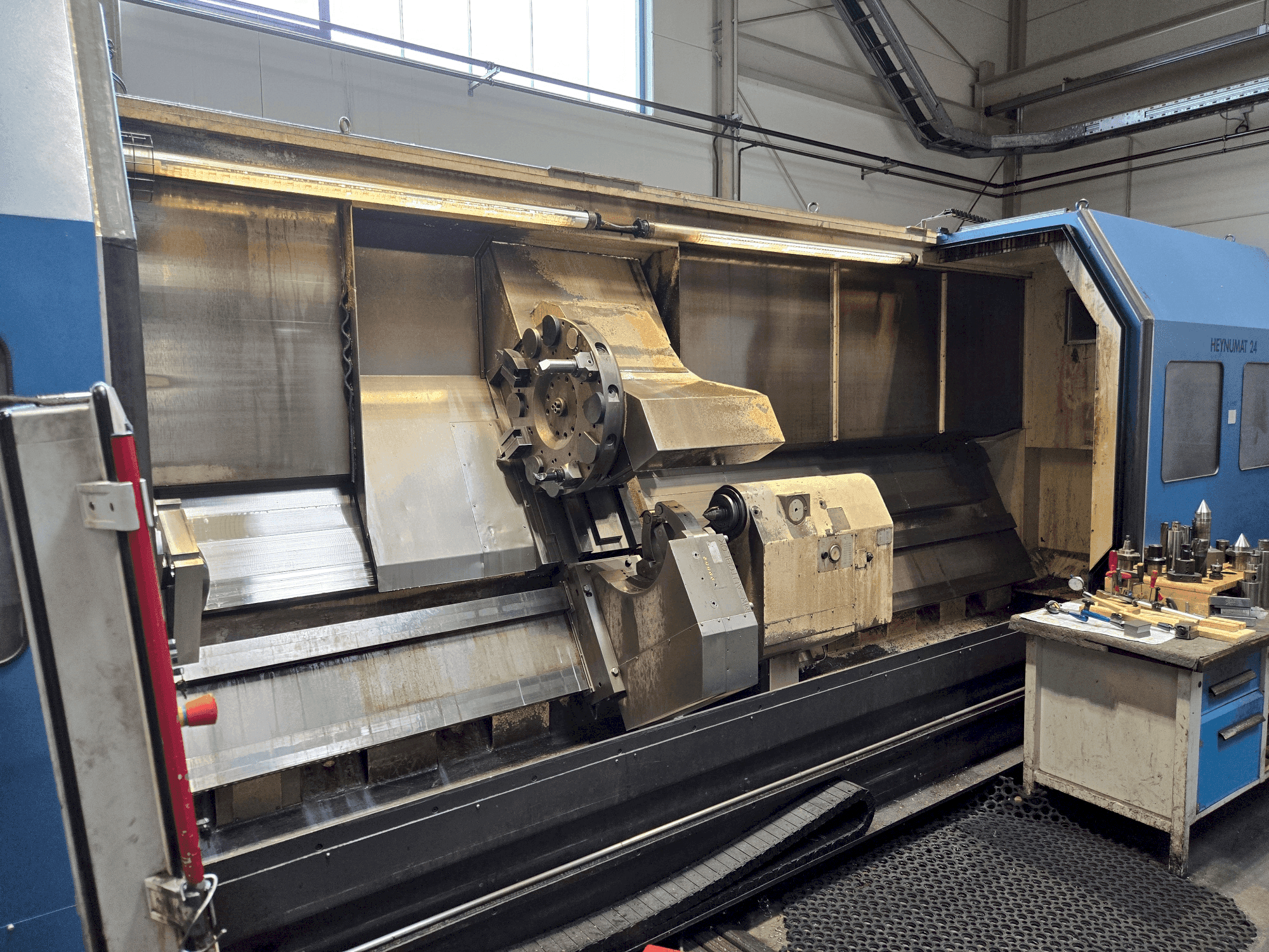 MACHINE_IMG_ALT_FRONT_VIEW