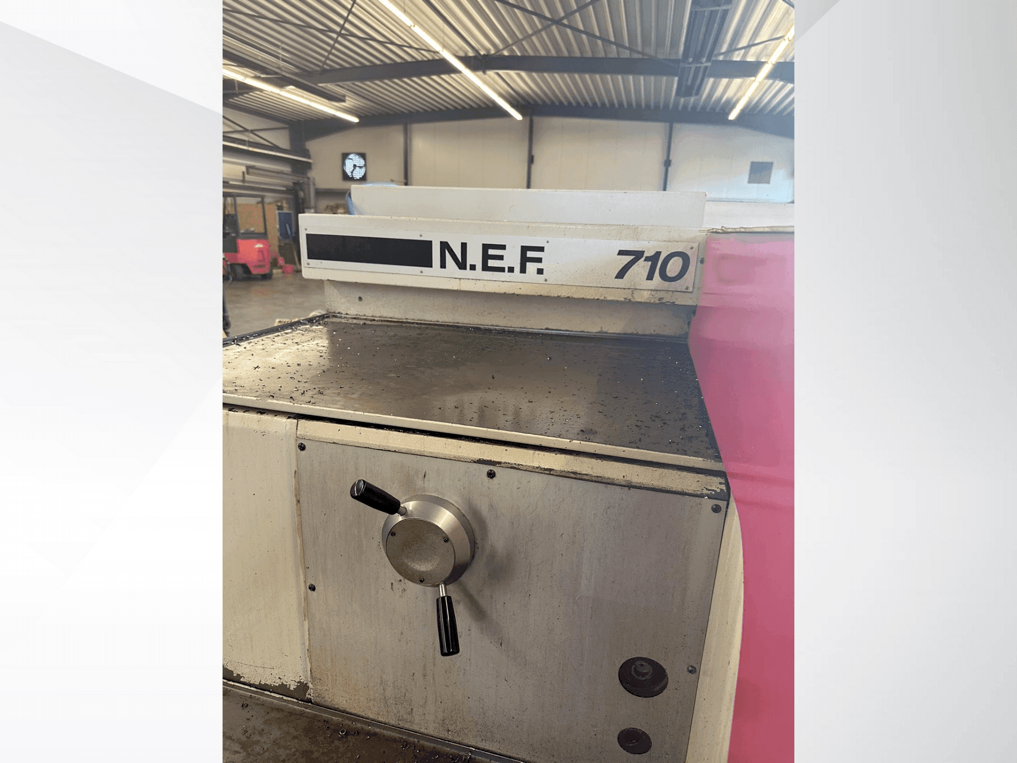 MACHINE_IMG_ALT_FRONT_VIEW