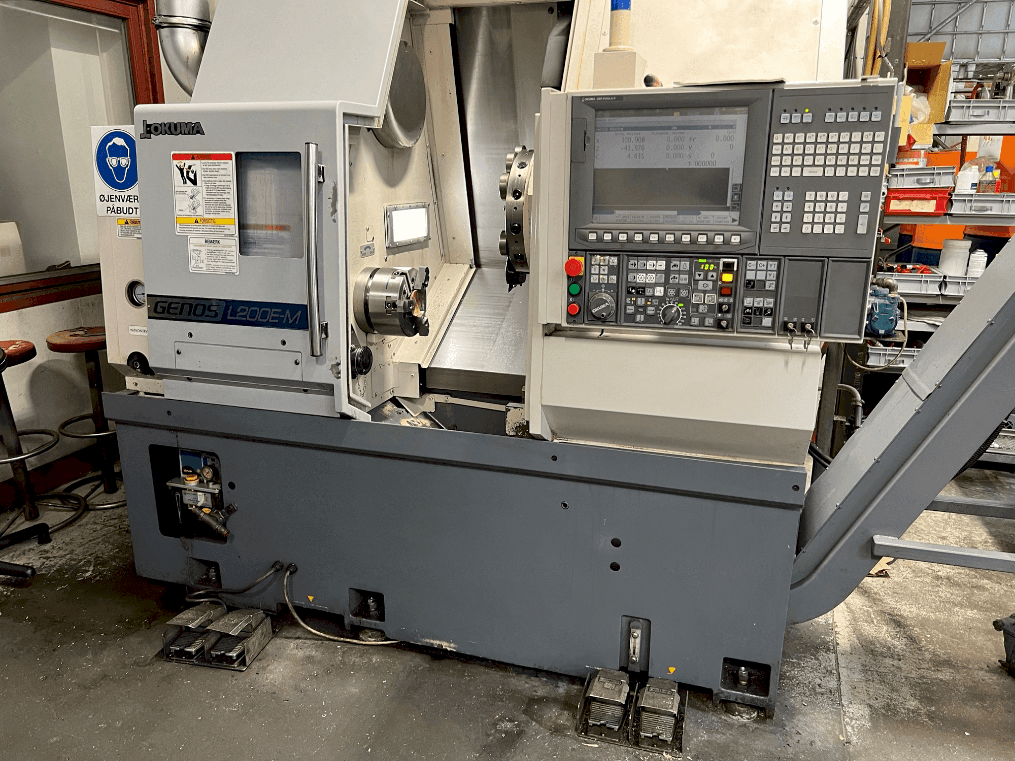 MACHINE_IMG_ALT_FRONT_VIEW