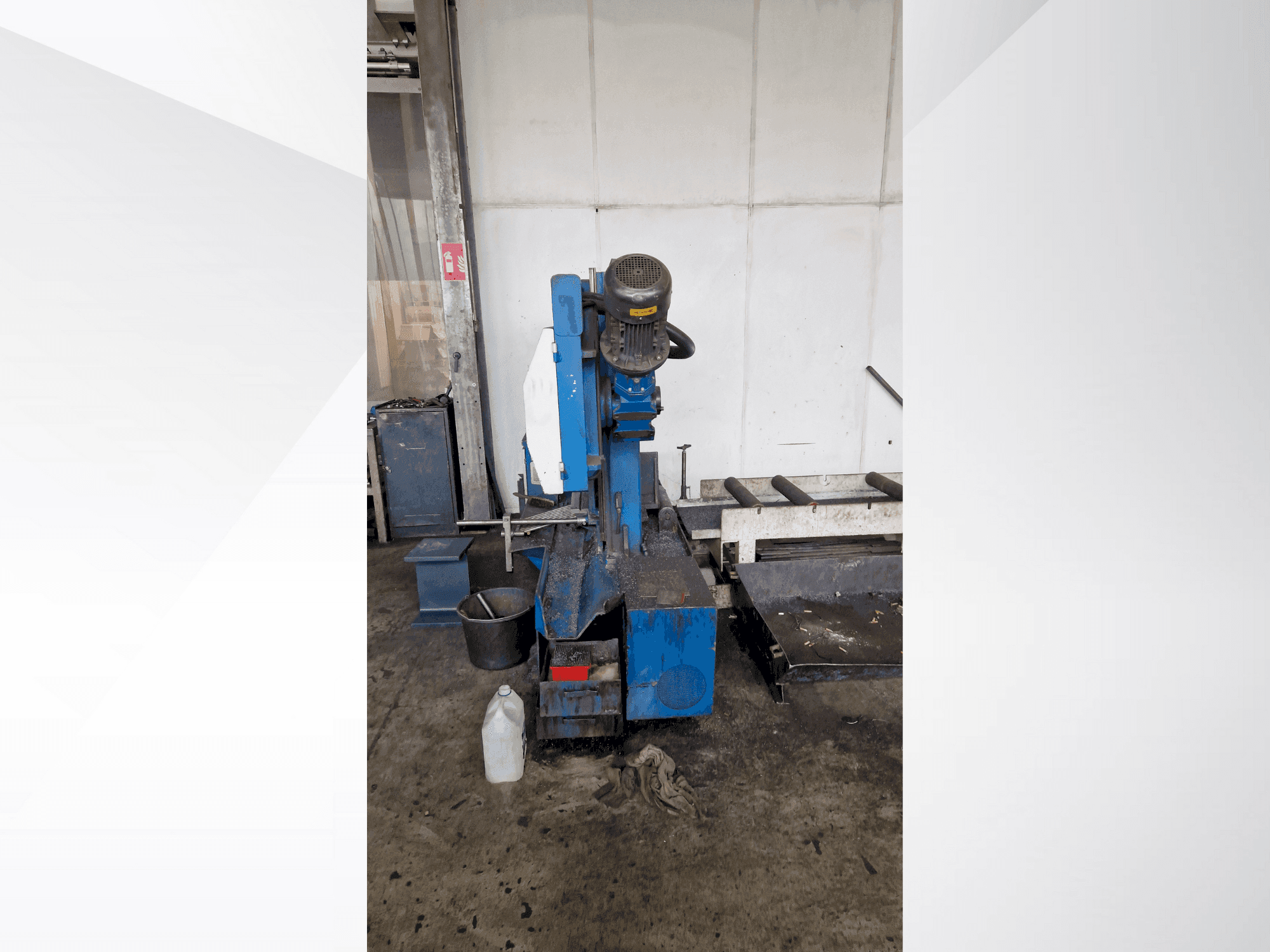 MACHINE_IMG_ALT_FRONT_VIEW