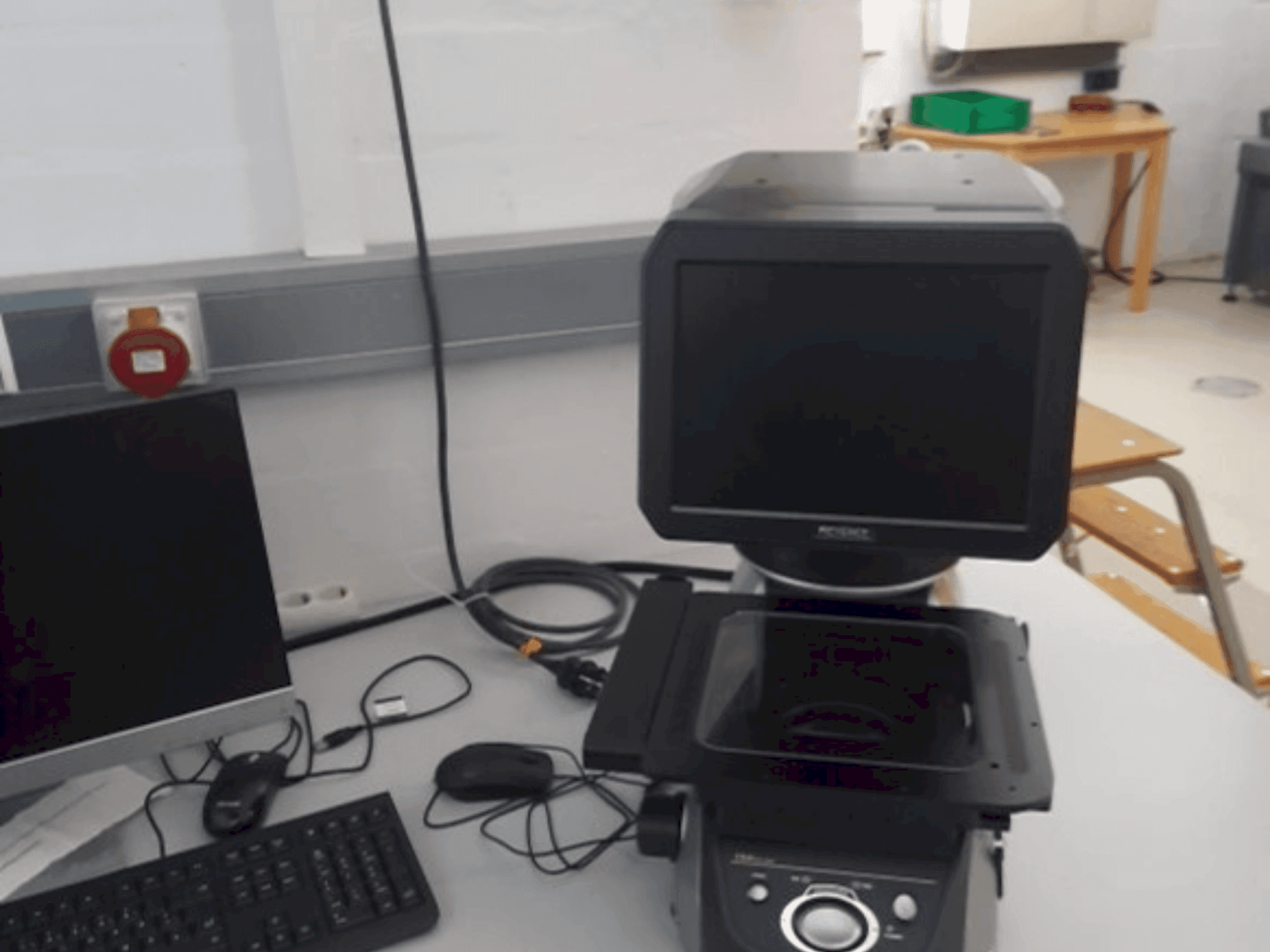 MACHINE_IMG_ALT_FRONT_VIEW