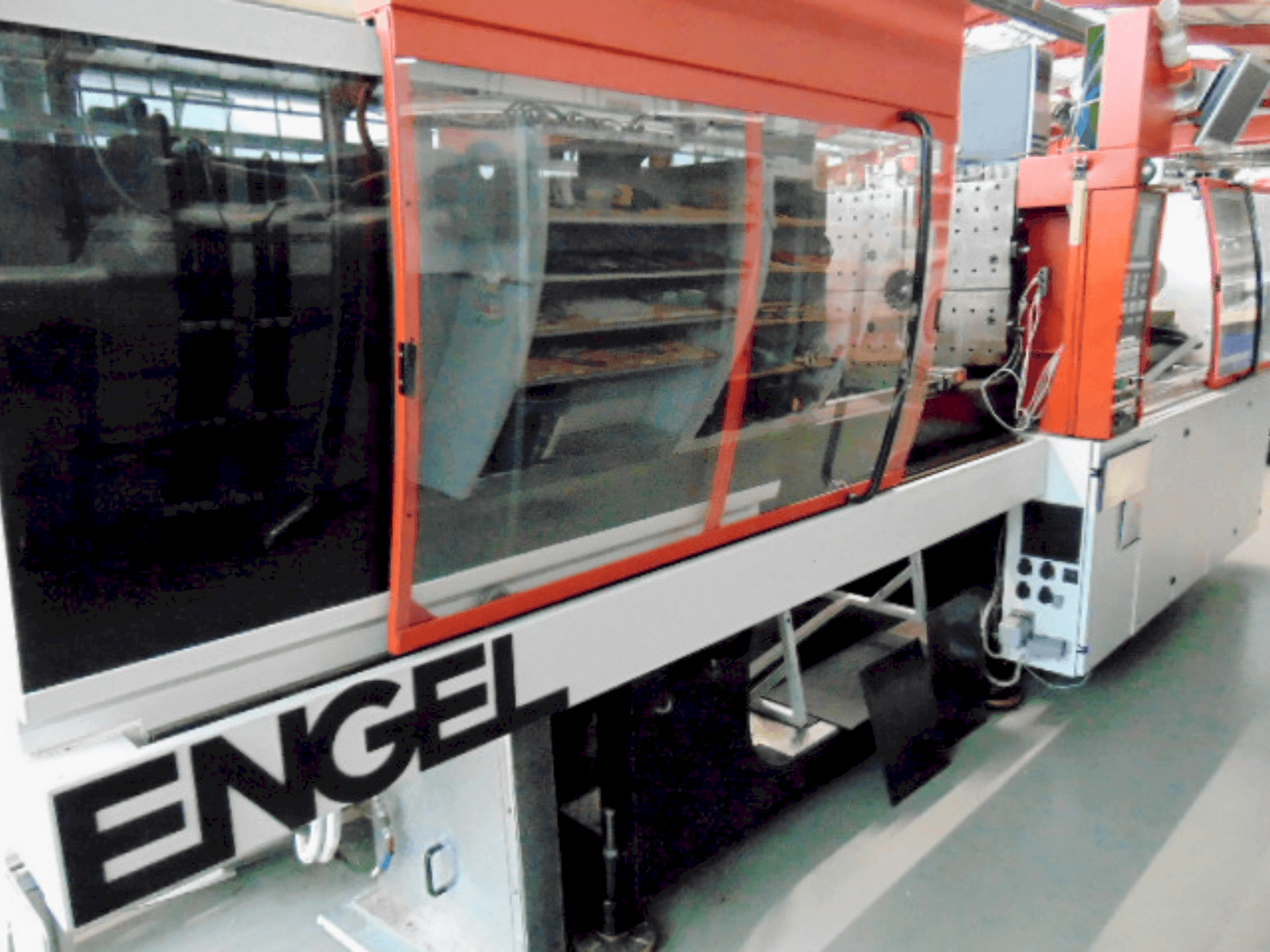 MACHINE_IMG_ALT_FRONT_VIEW