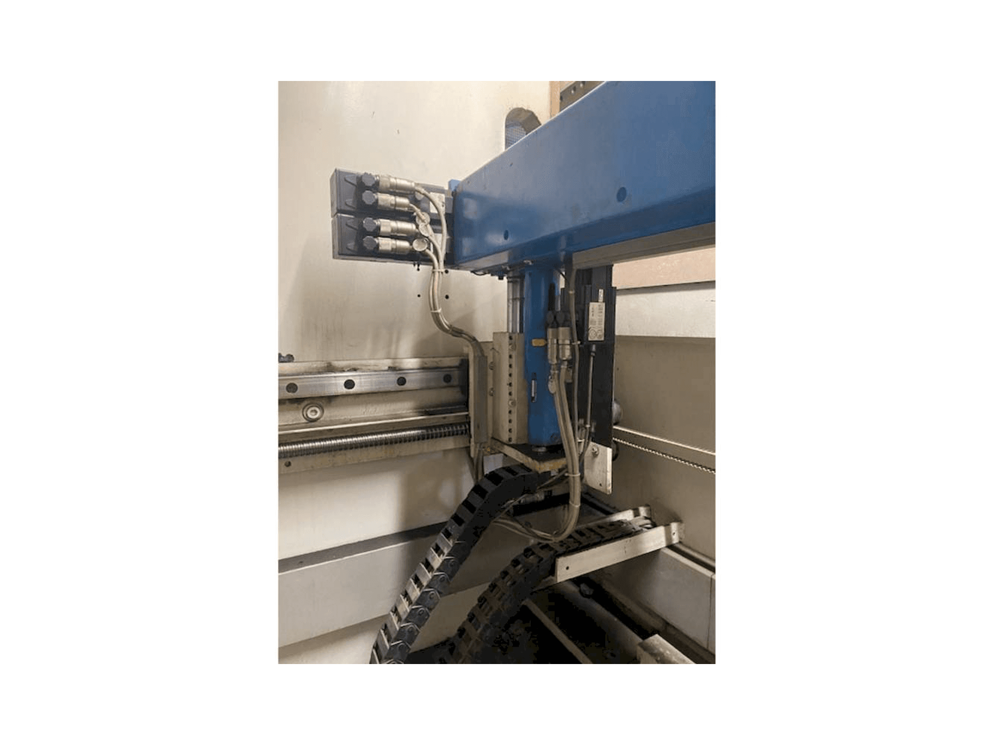 MACHINE_IMG_ALT_FRONT_VIEW