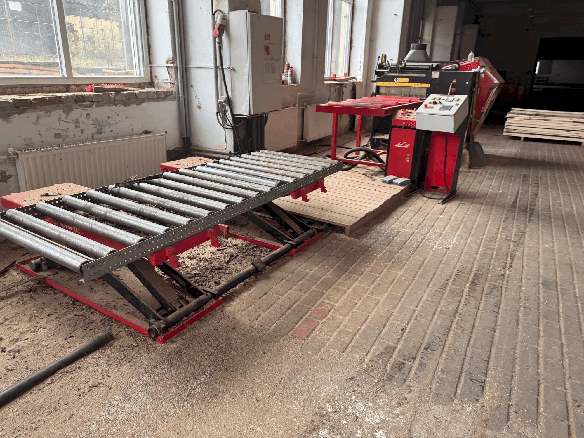 MACHINE_IMG_ALT_FRONT_VIEW