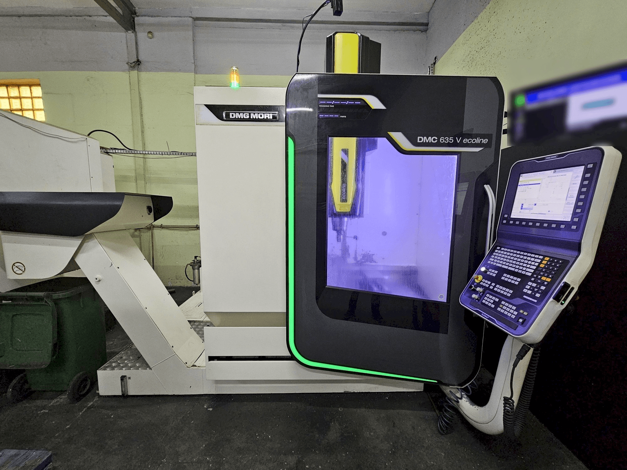 MACHINE_IMG_ALT_FRONT_VIEW