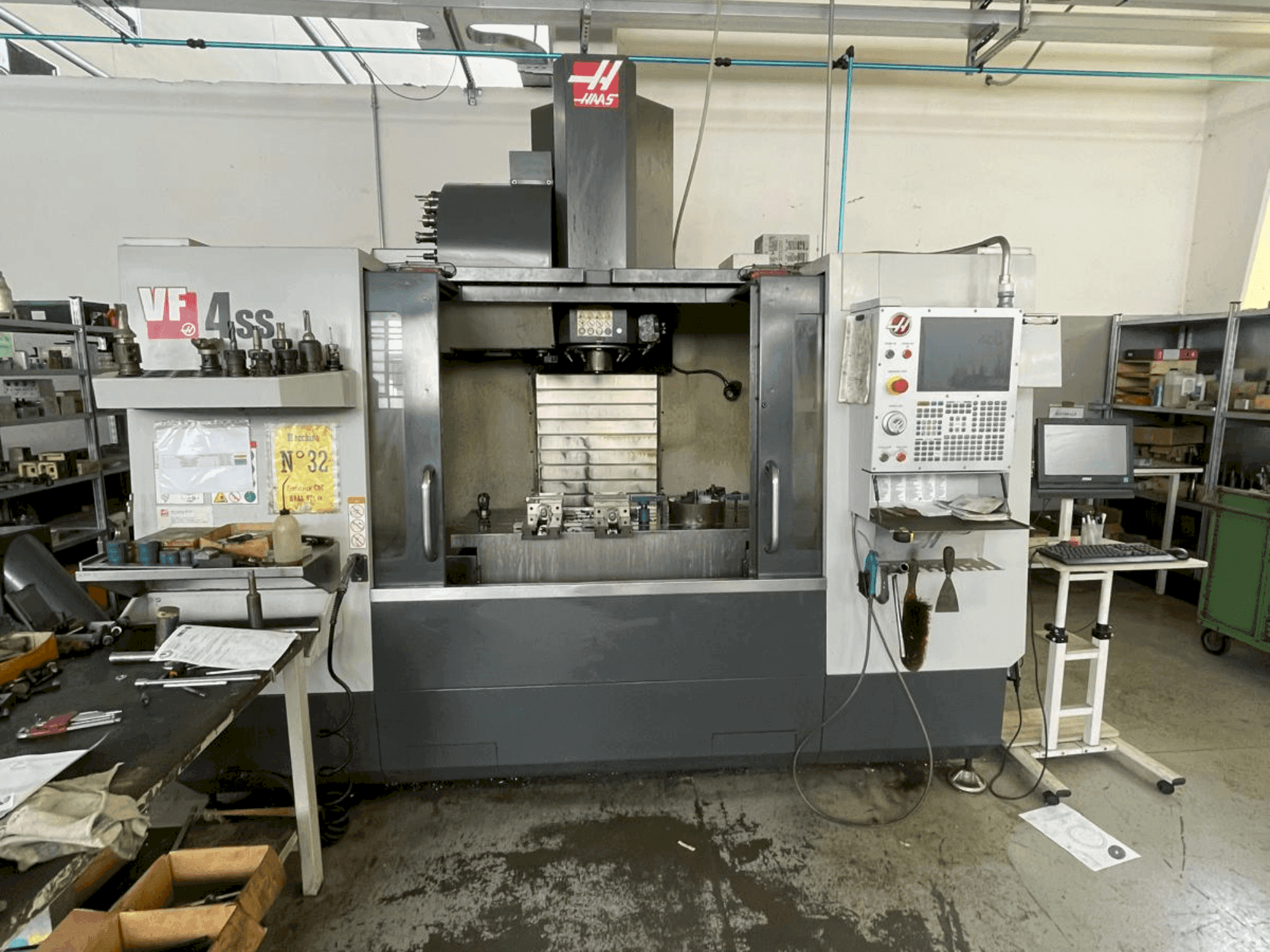 MACHINE_IMG_ALT_FRONT_VIEW