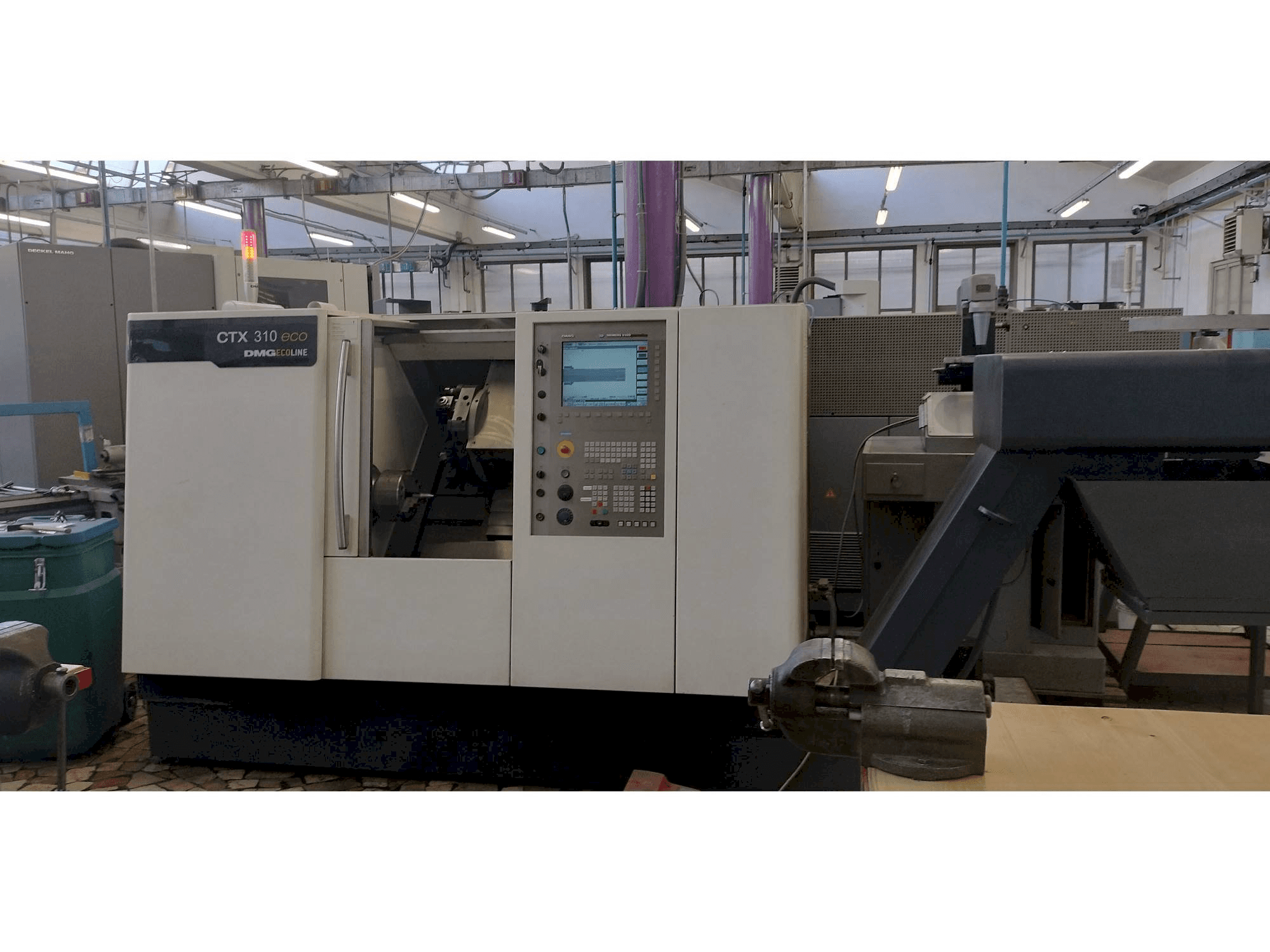 MACHINE_IMG_ALT_FRONT_VIEW