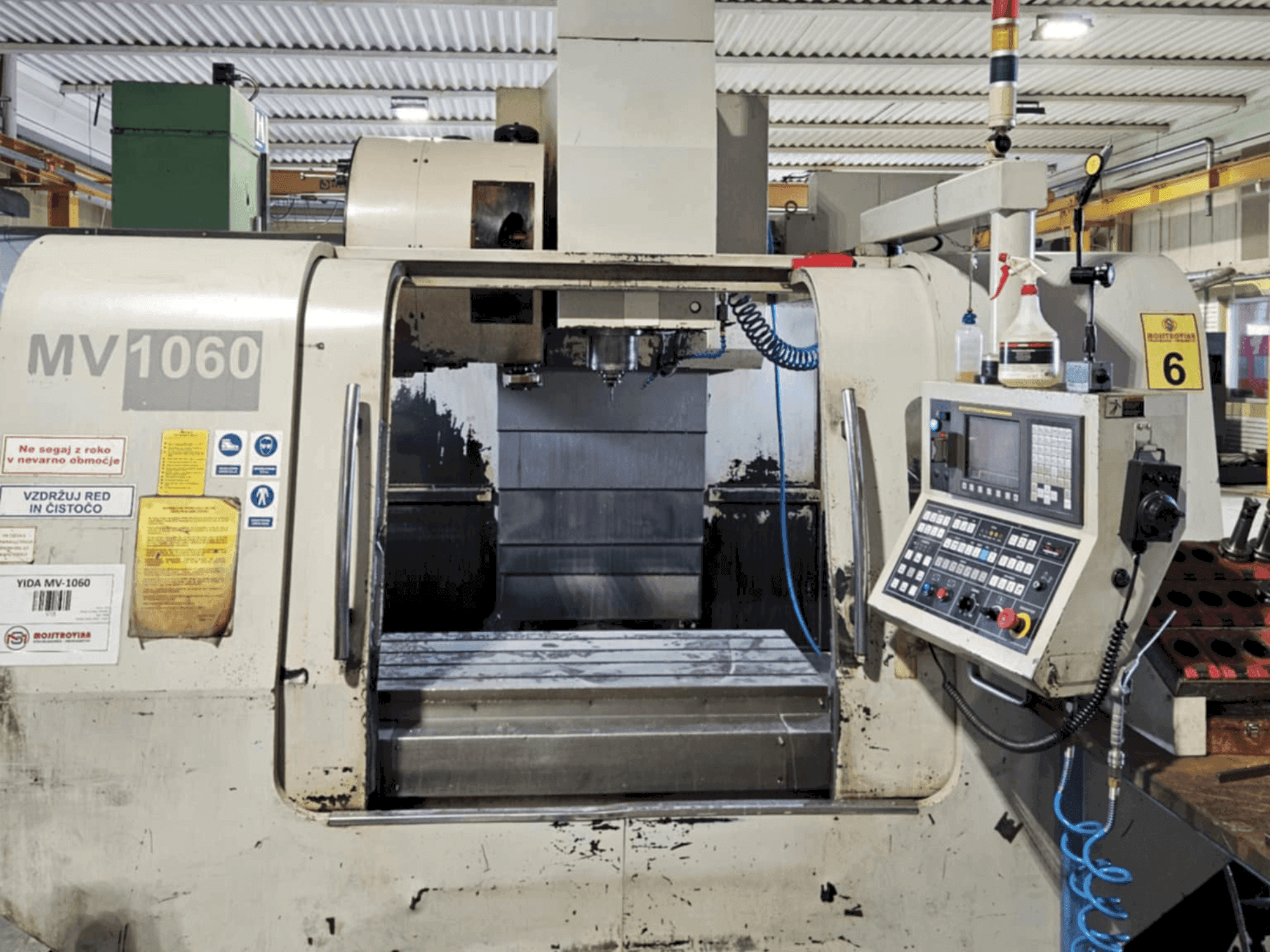 MACHINE_IMG_ALT_FRONT_VIEW