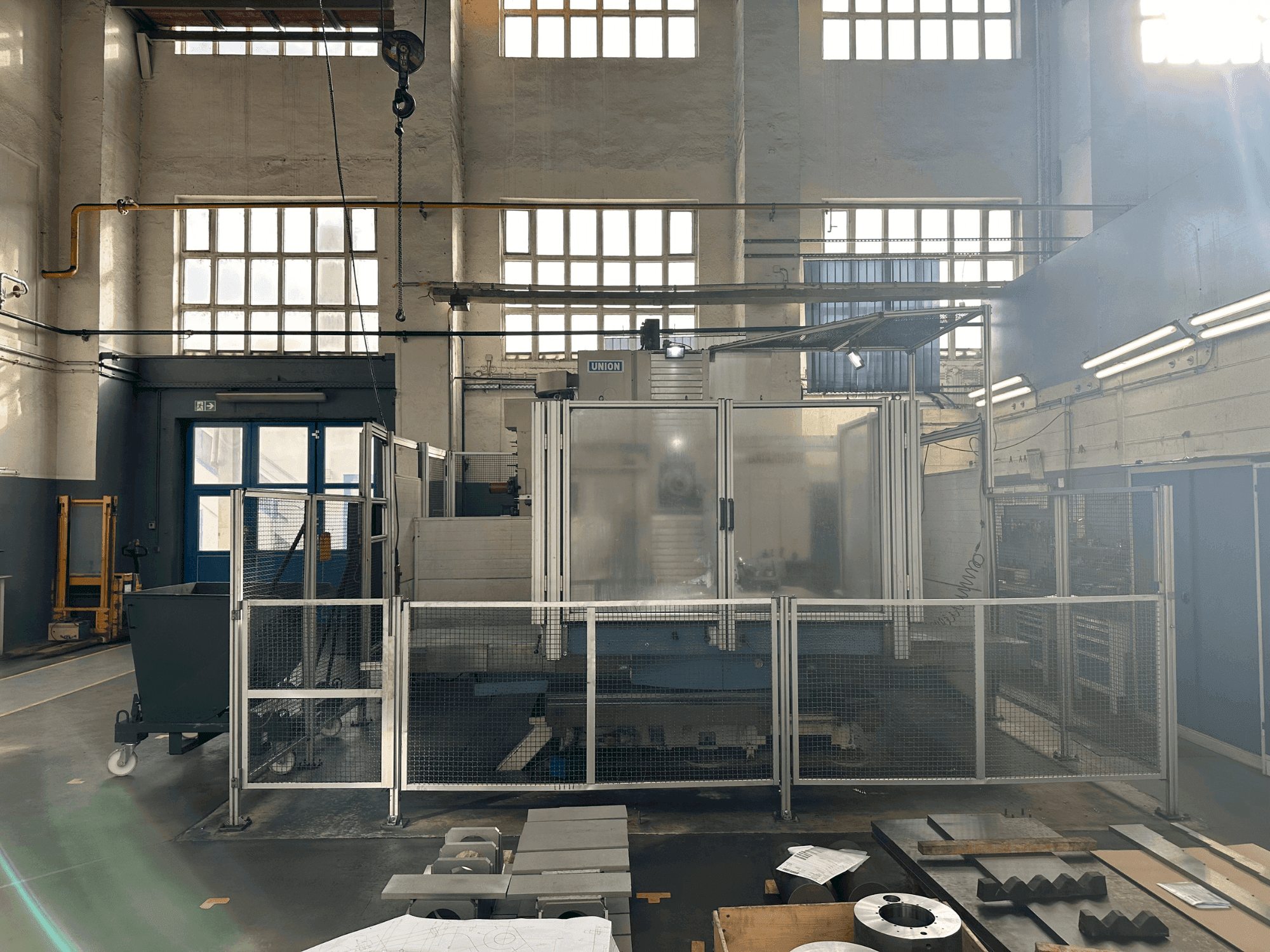 MACHINE_IMG_ALT_FRONT_VIEW