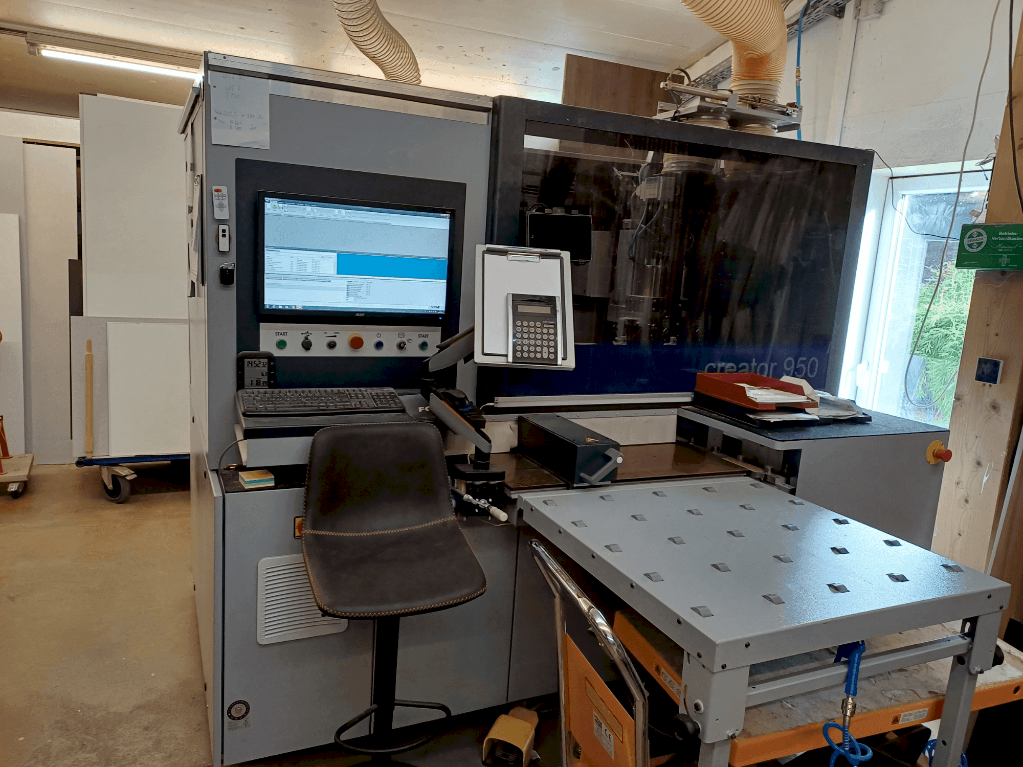 MACHINE_IMG_ALT_FRONT_VIEW