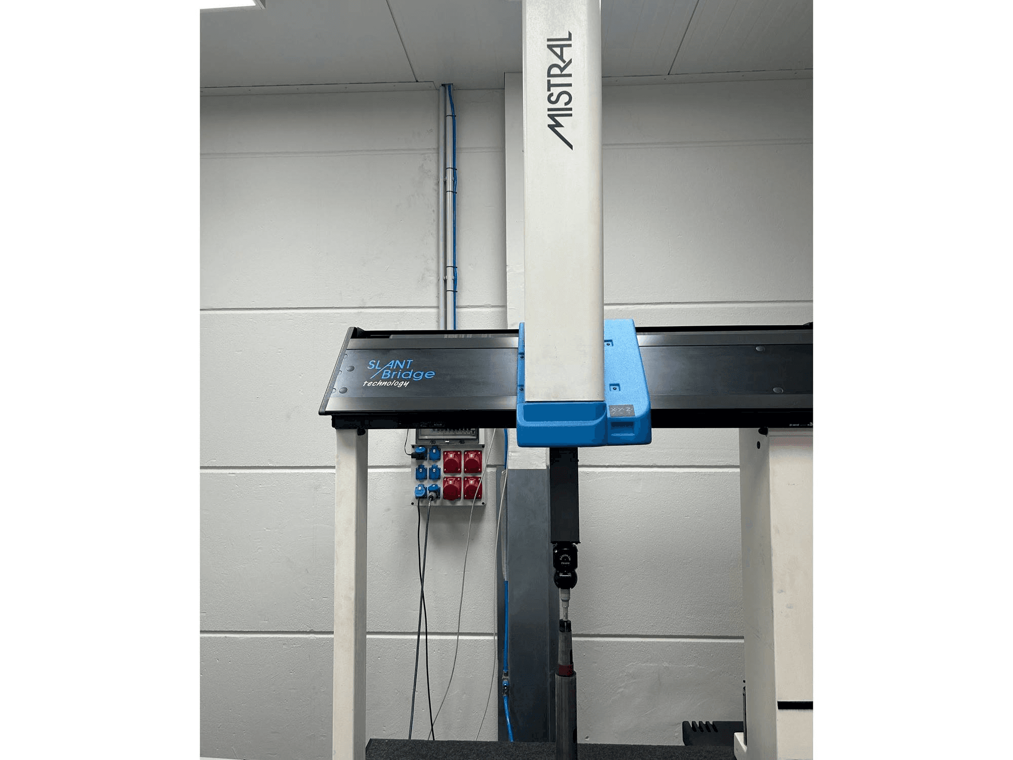 MACHINE_IMG_ALT_FRONT_VIEW