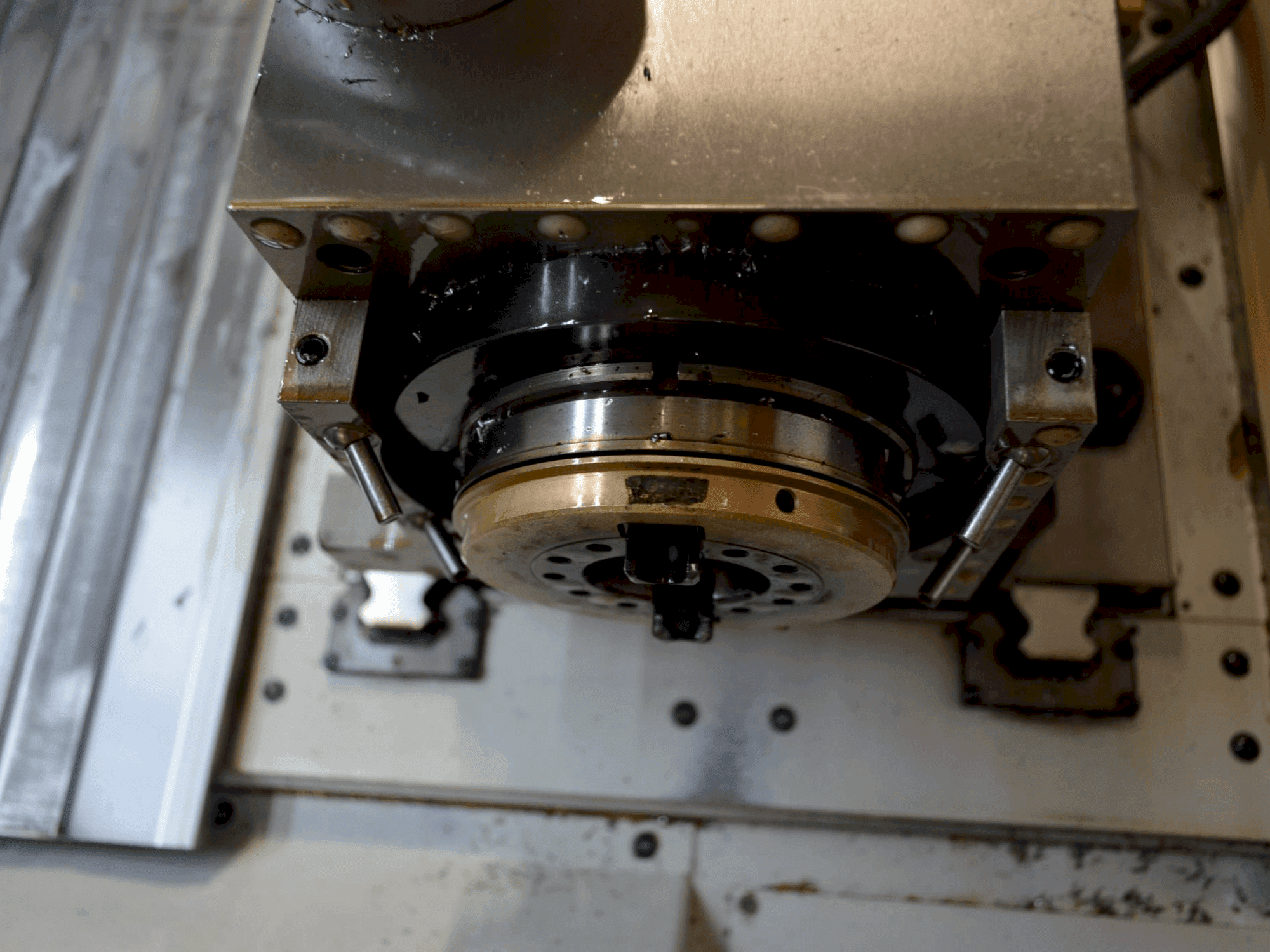 Working room of KUNZMANN WF650 machine