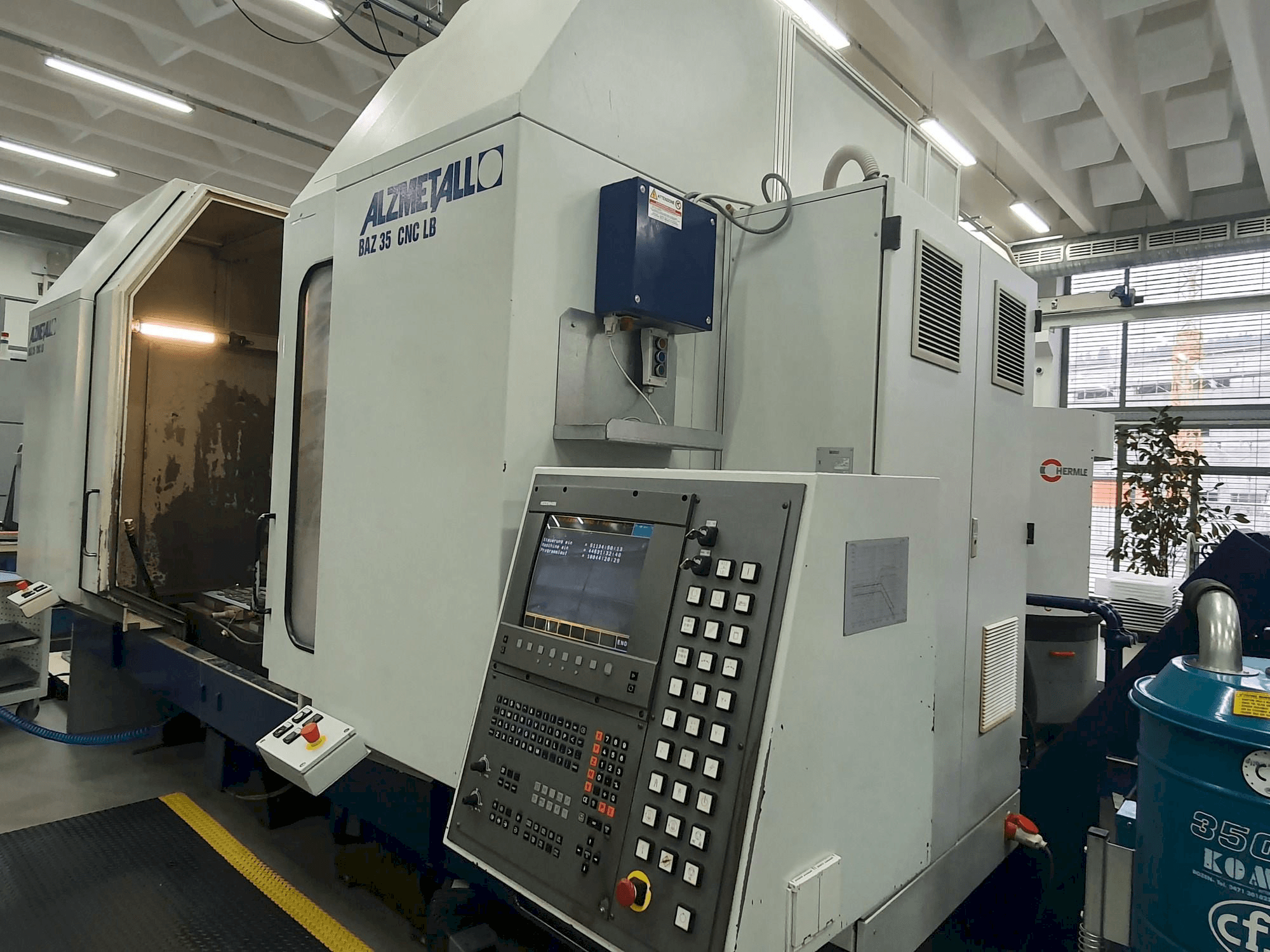 Front view of Alzmetall BAZ35LB machine