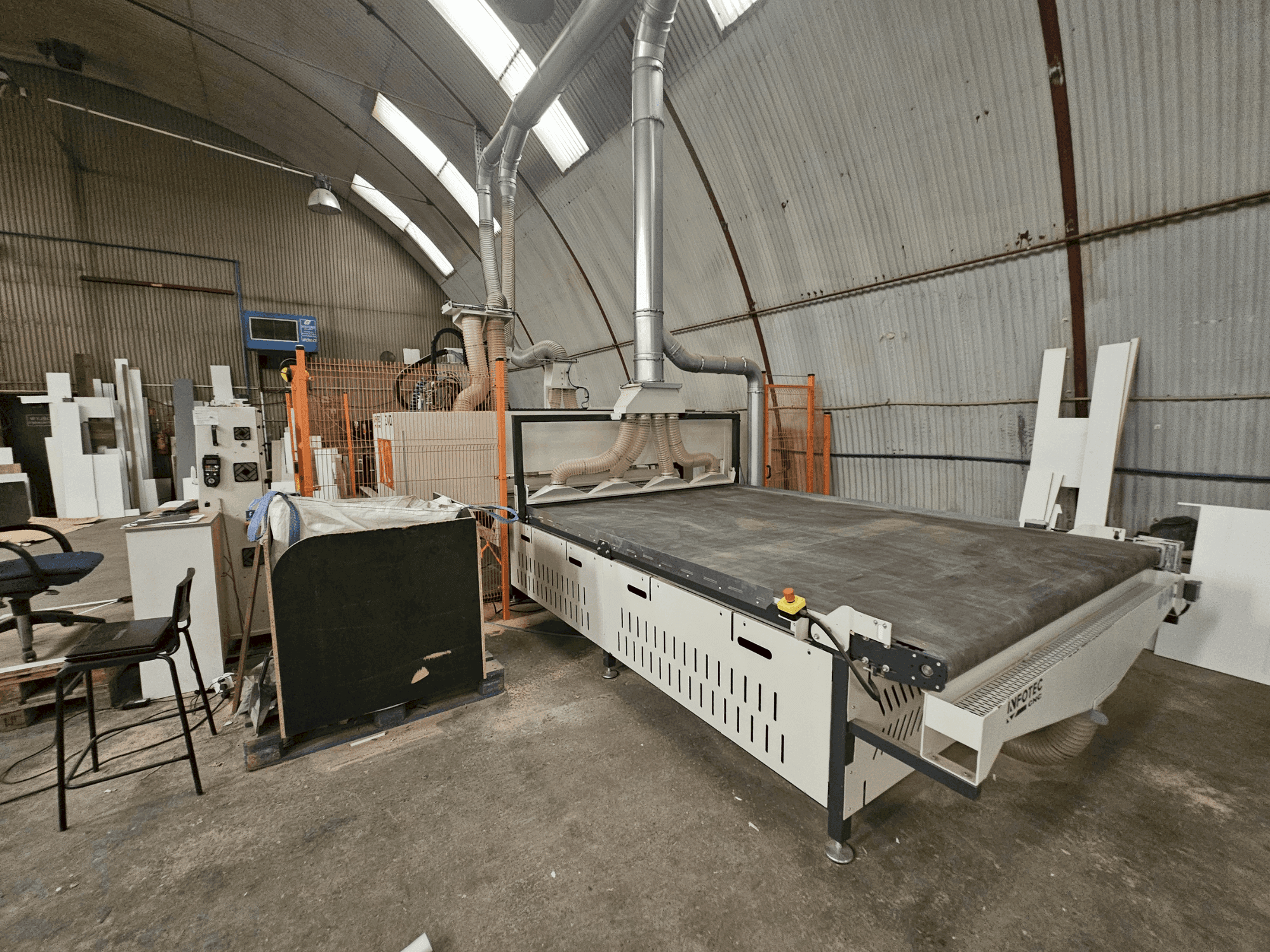 MACHINE_IMG_ALT_FRONT_VIEW