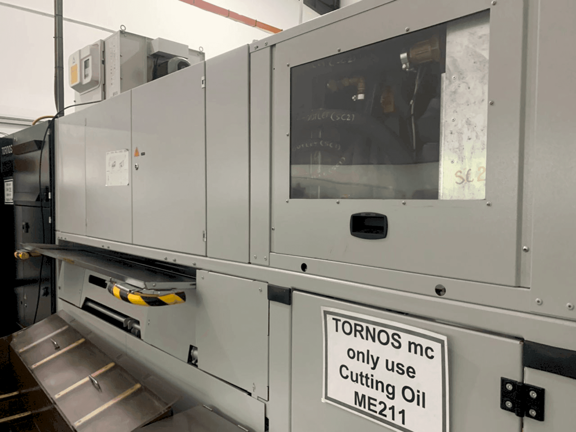 MACHINE_IMG_ALT_FRONT_VIEW