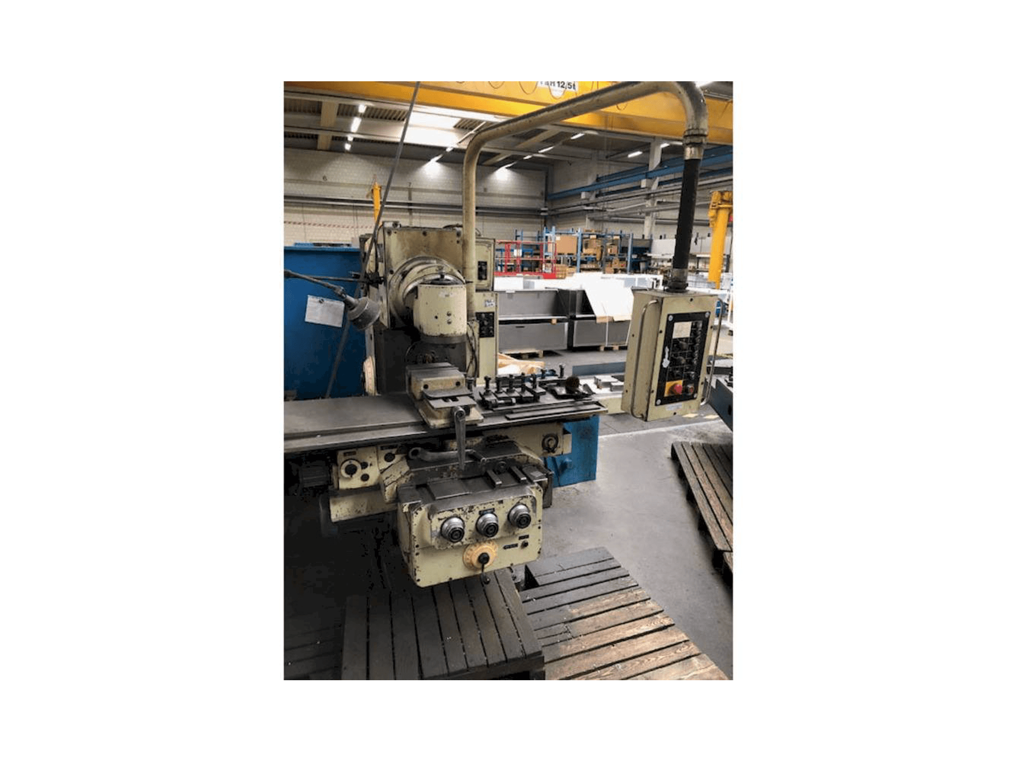 MACHINE_IMG_ALT_FRONT_VIEW