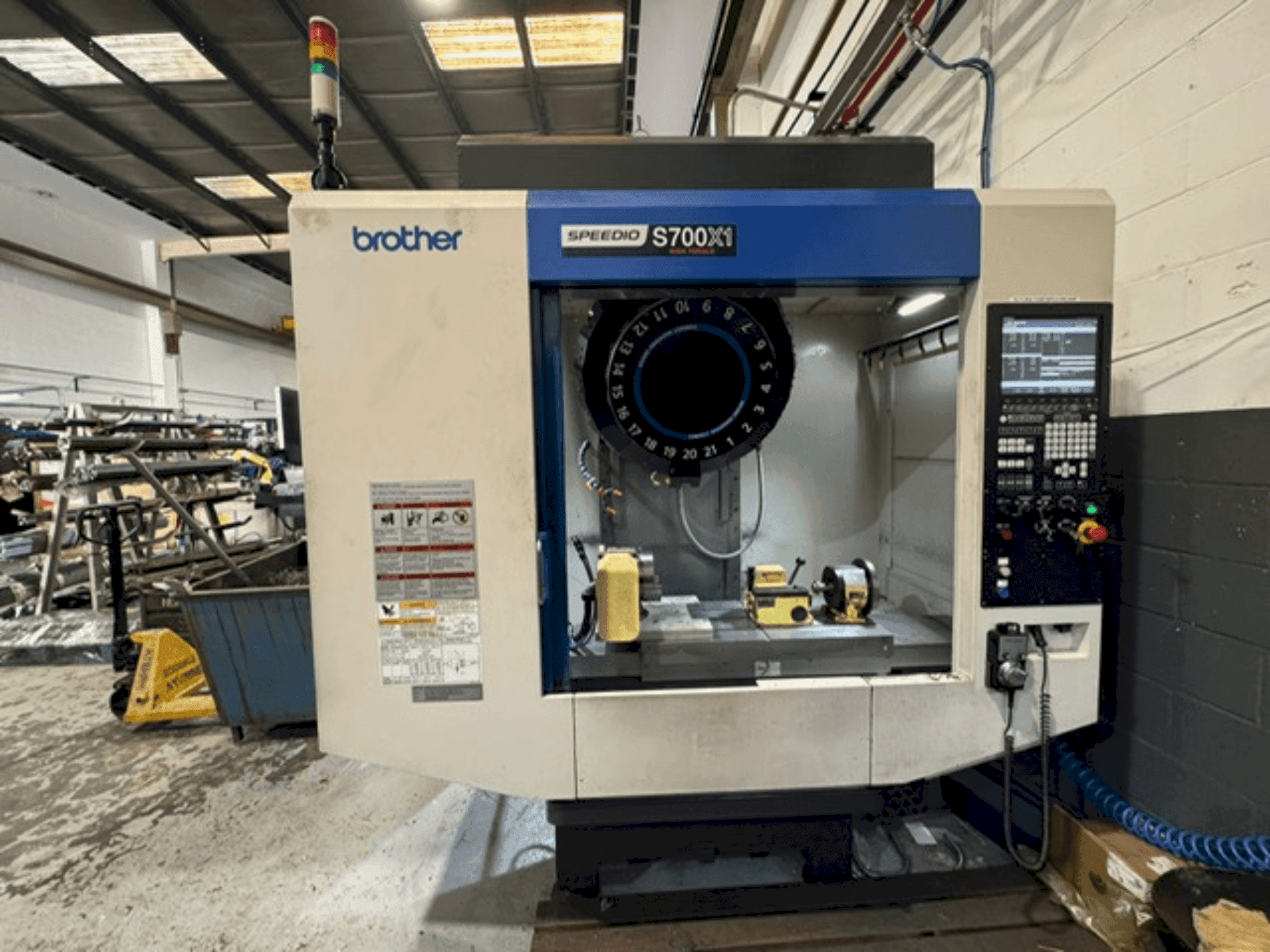 MACHINE_IMG_ALT_FRONT_VIEW