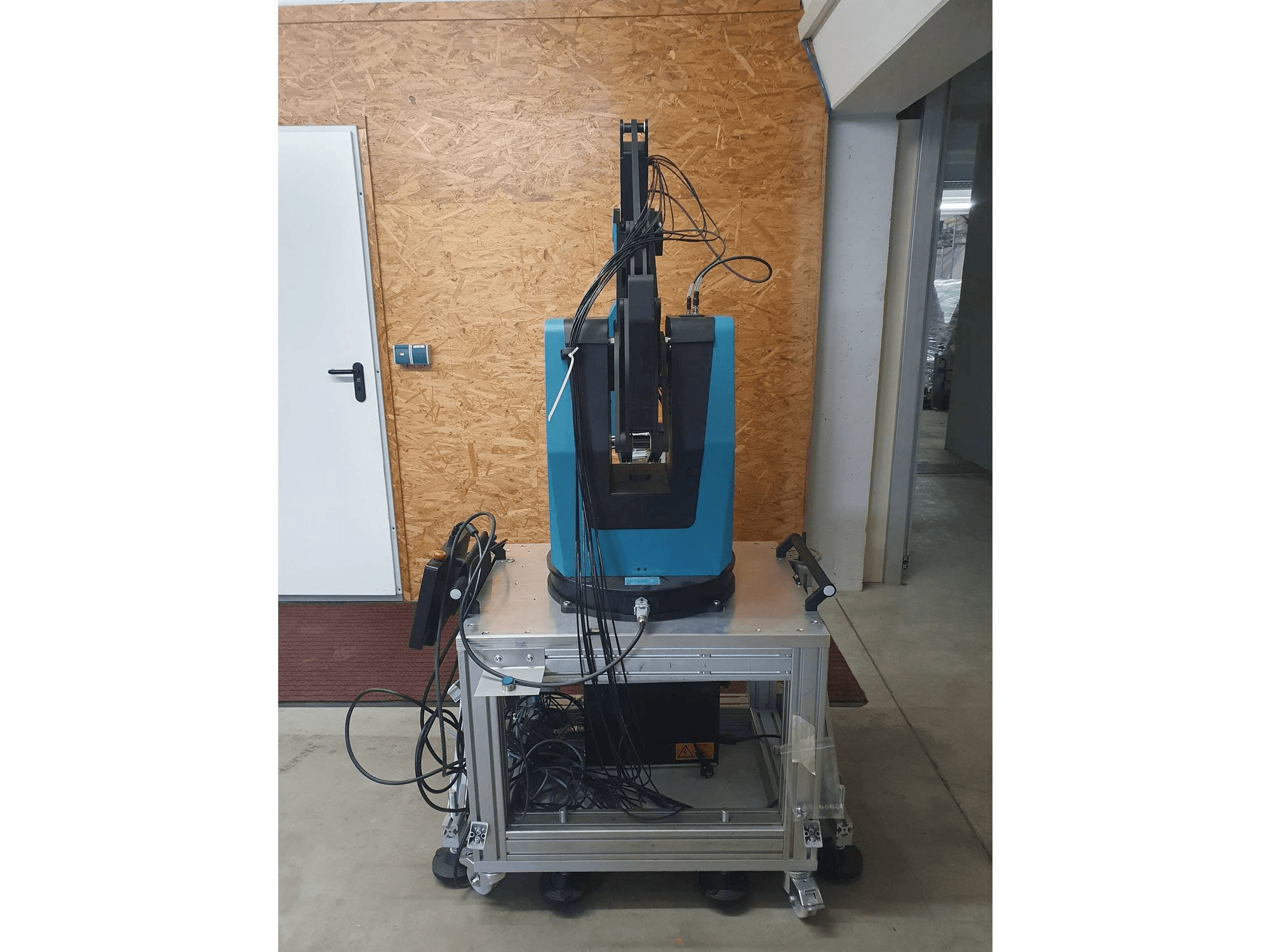 MACHINE_IMG_ALT_FRONT_VIEW
