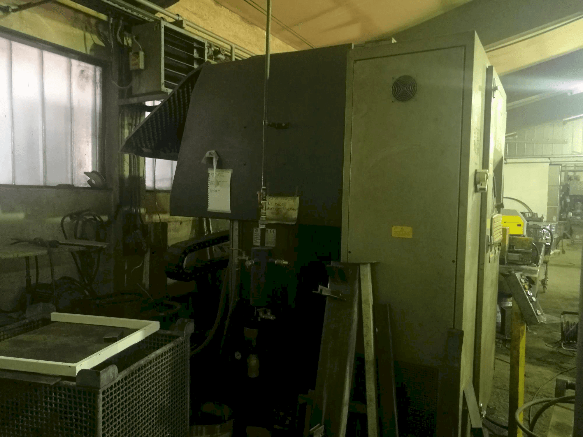 Left side view of Rainer 1000R machine