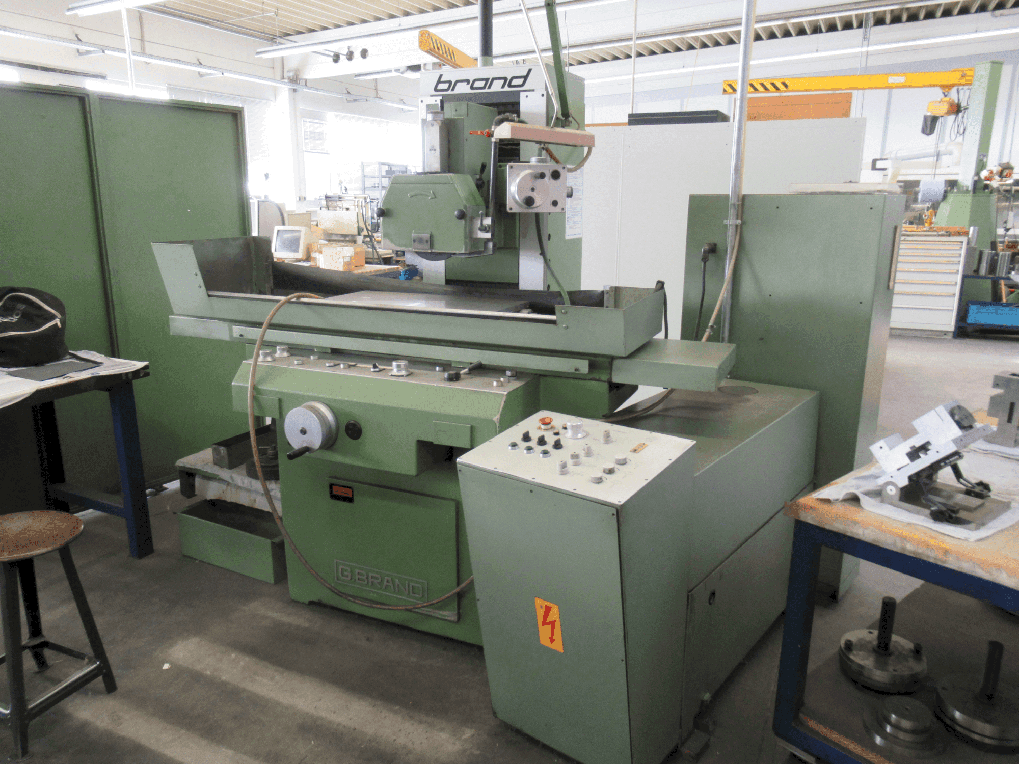 MACHINE_IMG_ALT_FRONT_VIEW