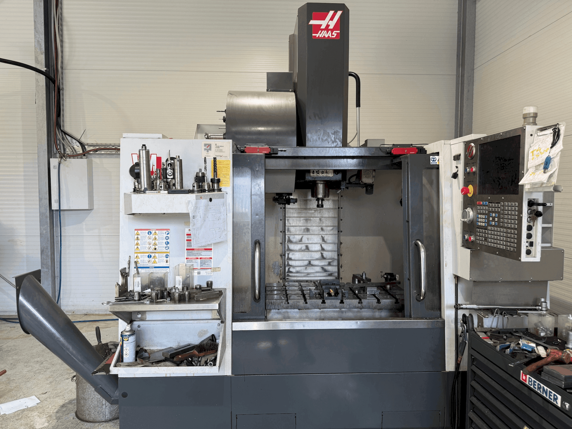 MACHINE_IMG_ALT_FRONT_VIEW