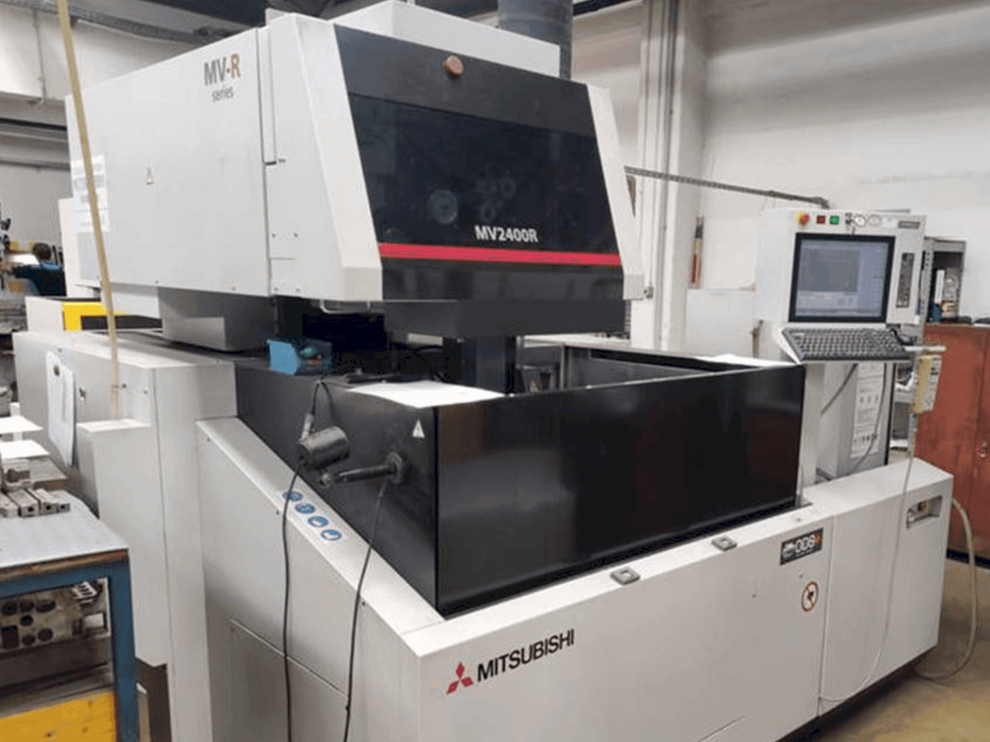 MACHINE_IMG_ALT_FRONT_VIEW