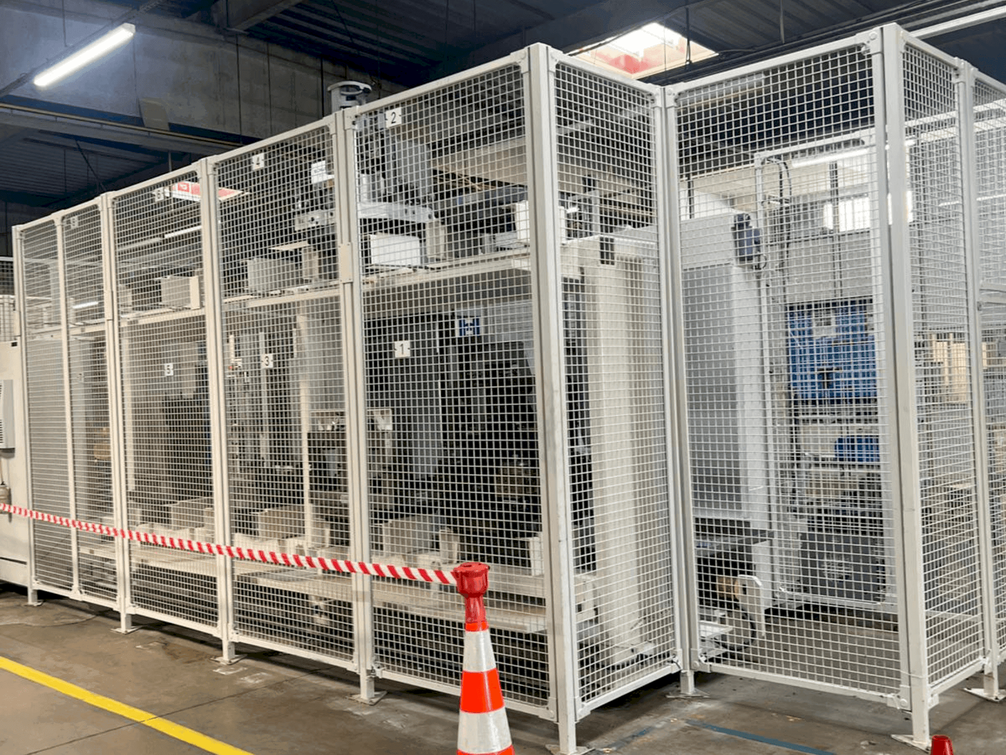 MACHINE_IMG_ALT_FRONT_VIEW