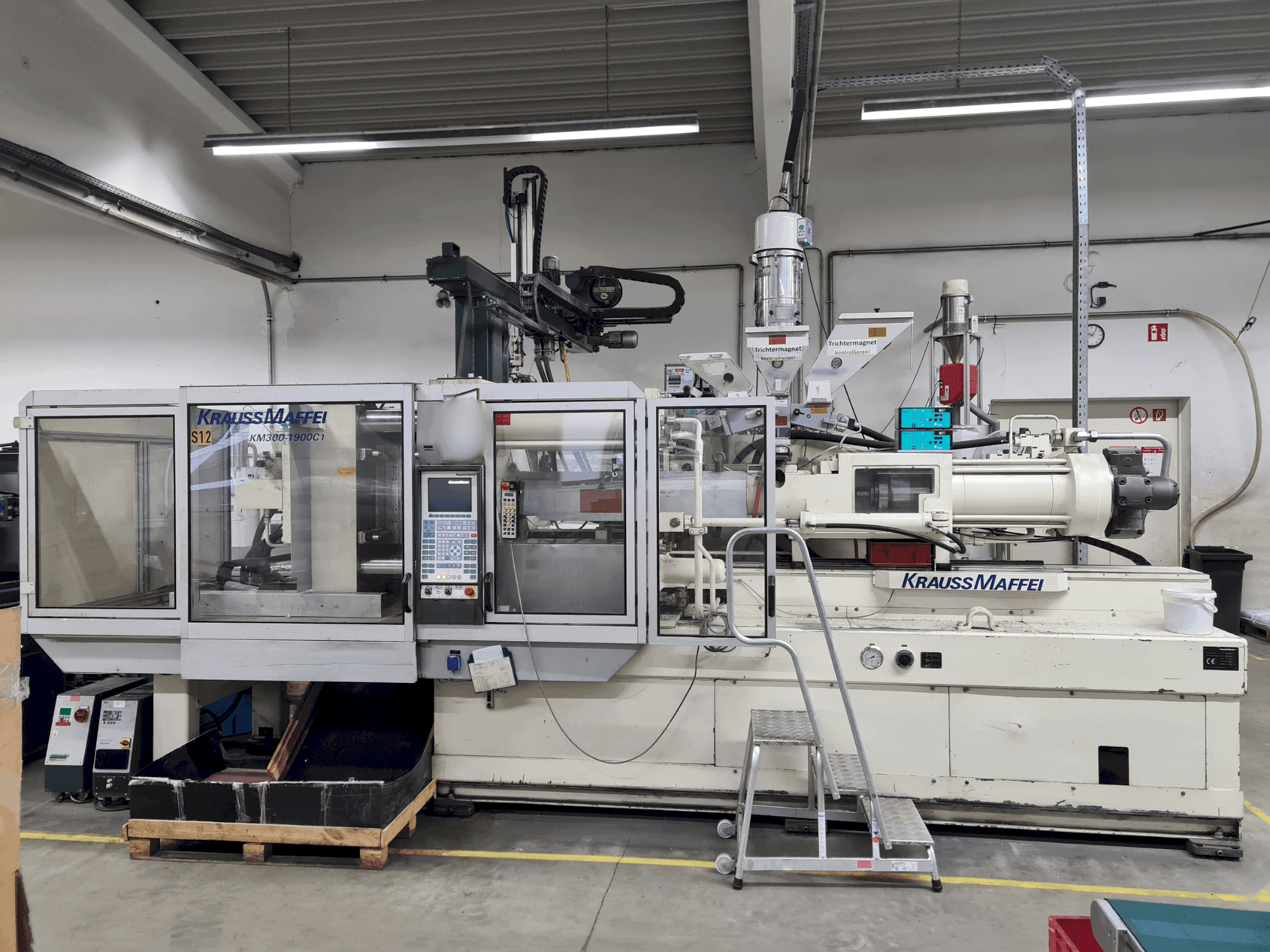 MACHINE_IMG_ALT_FRONT_VIEW