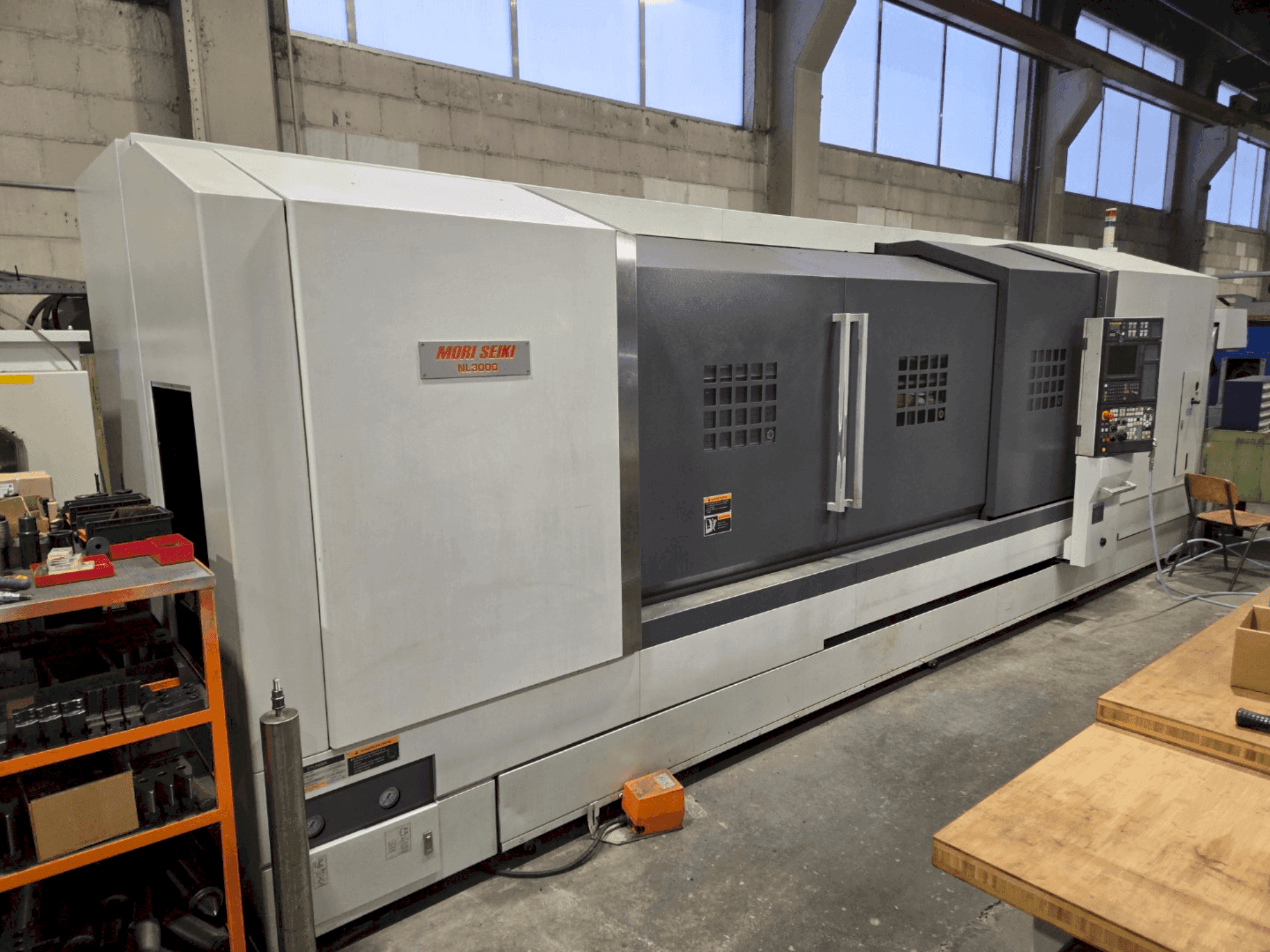 MACHINE_IMG_ALT_FRONT_VIEW