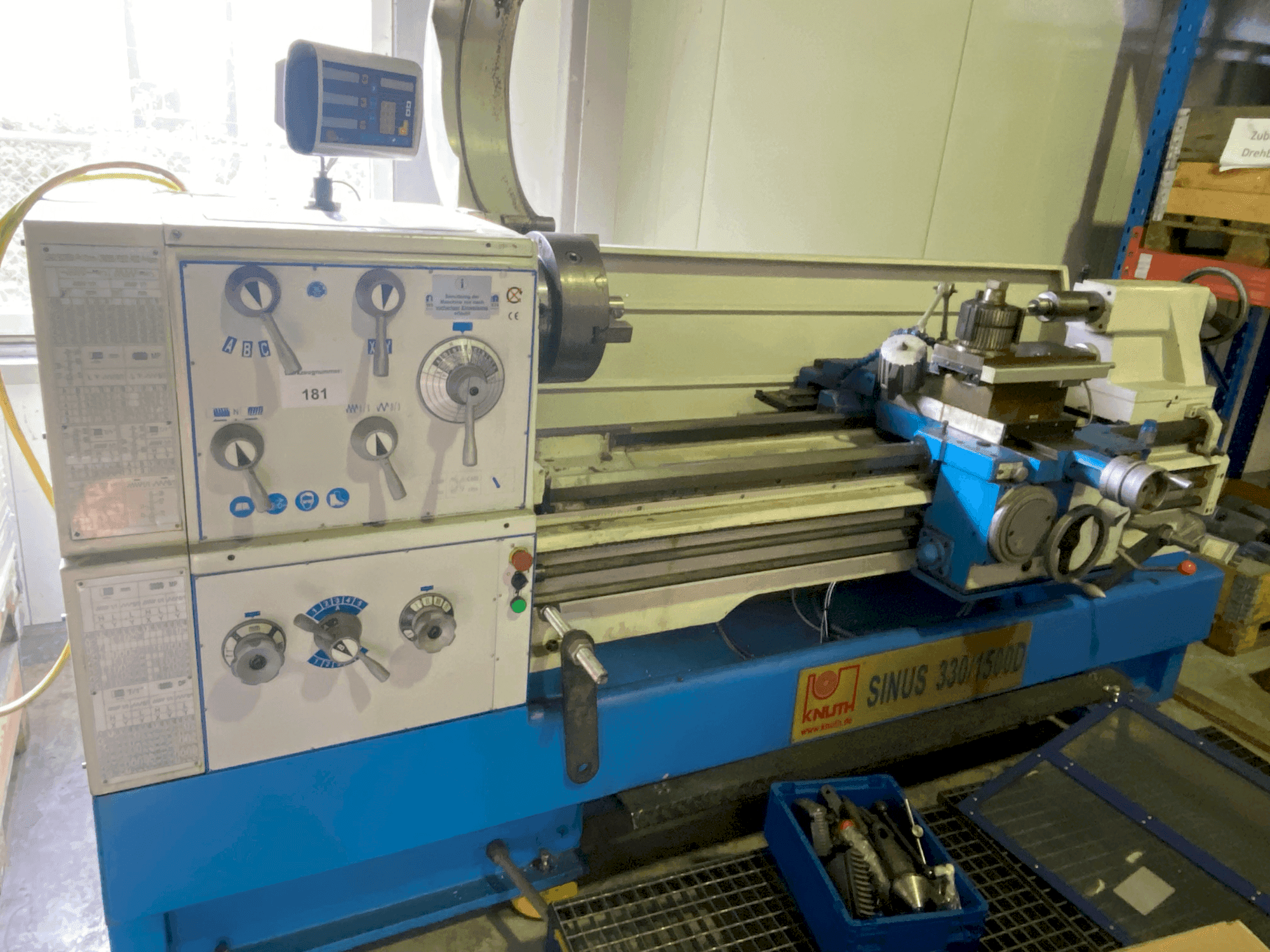 MACHINE_IMG_ALT_FRONT_VIEW