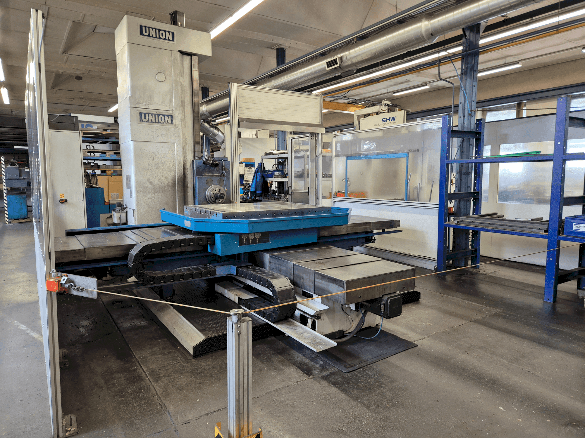 MACHINE_IMG_ALT_FRONT_VIEW