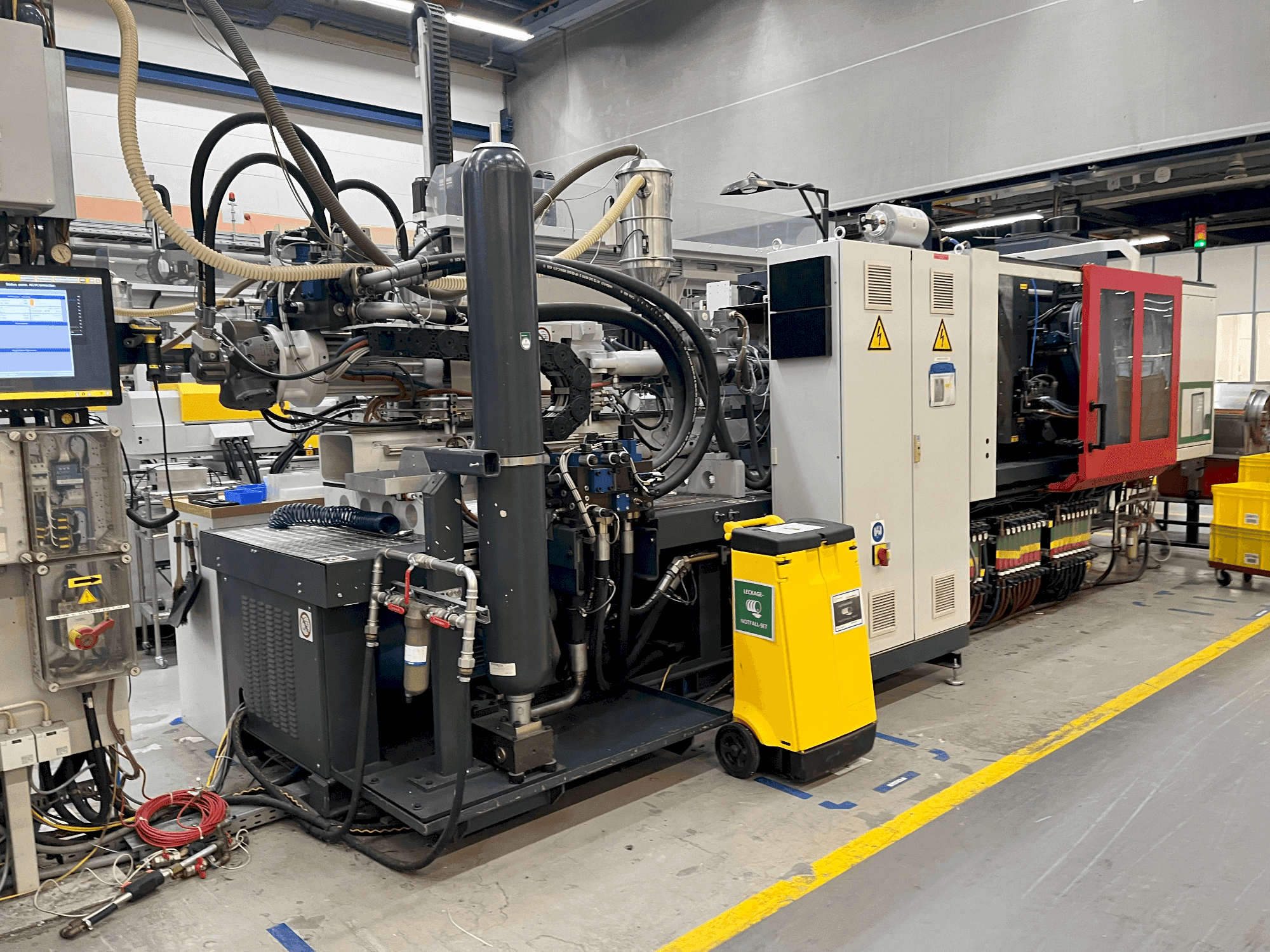 MACHINE_IMG_ALT_FRONT_VIEW