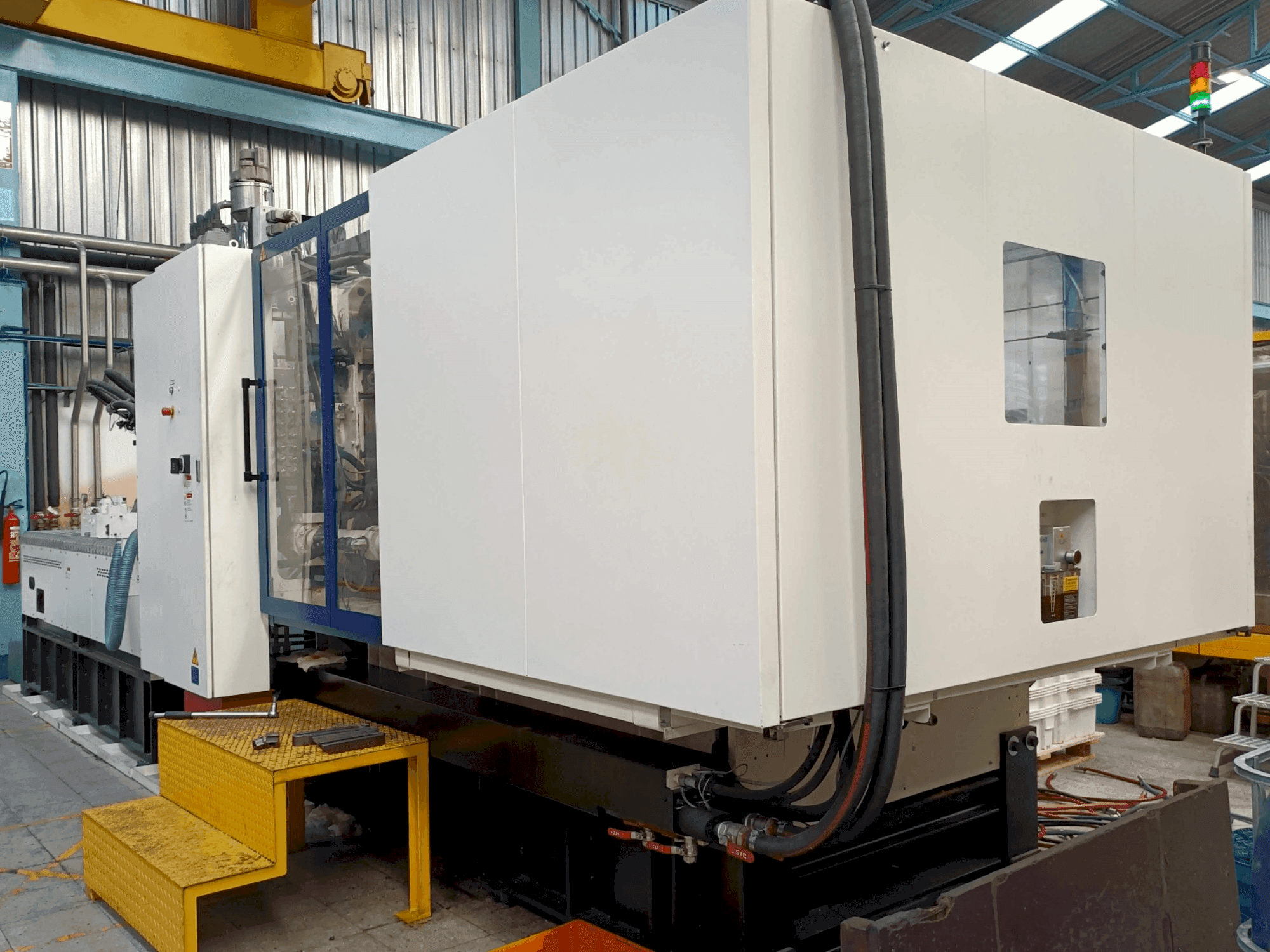 MACHINE_IMG_ALT_FRONT_VIEW