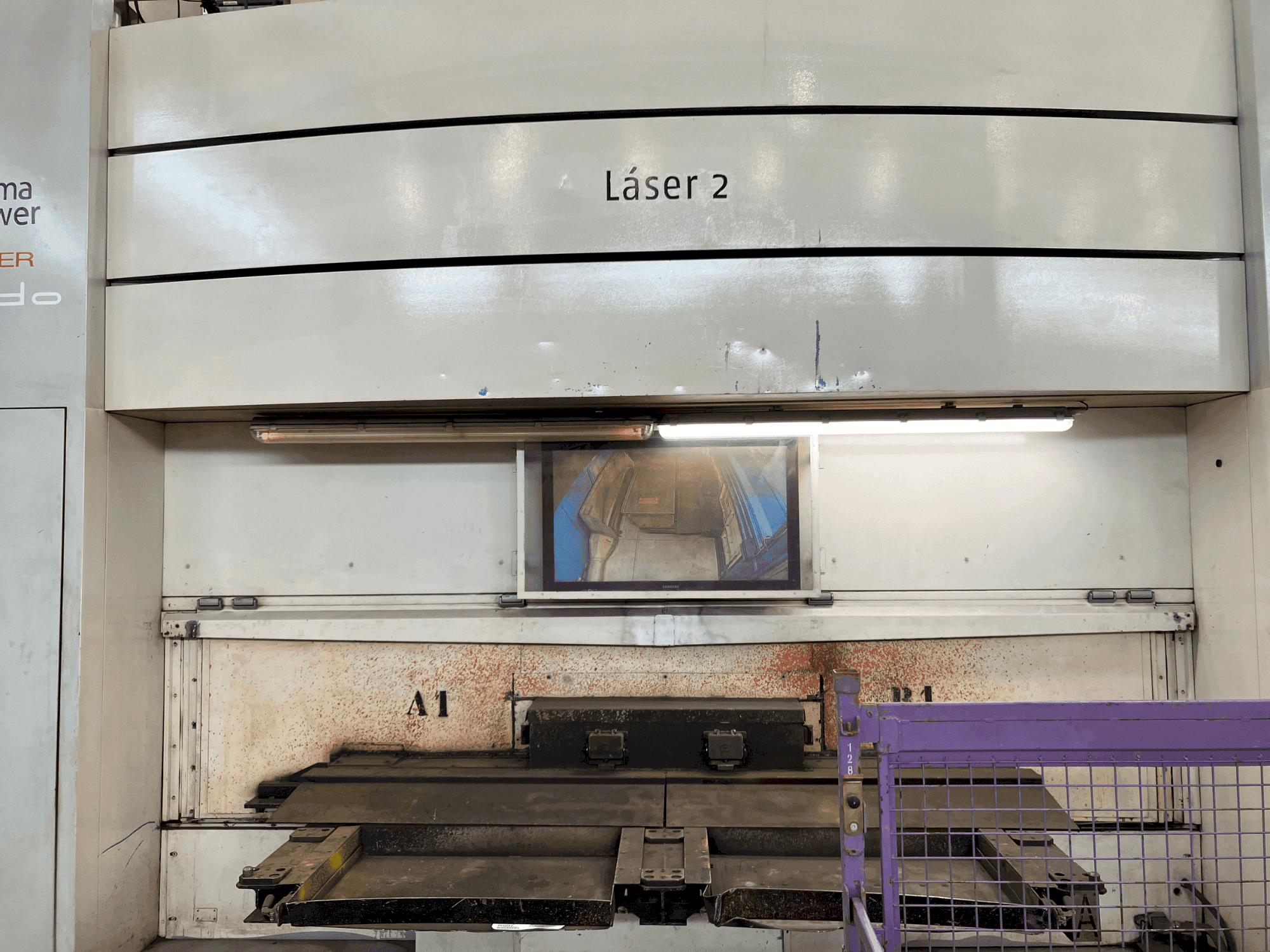 MACHINE_IMG_ALT_FRONT_VIEW