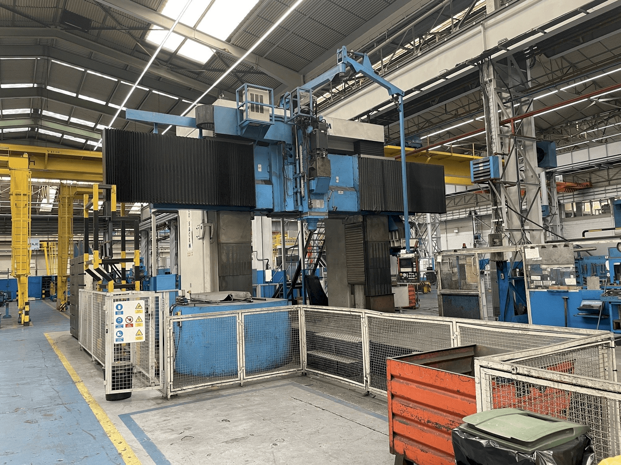 MACHINE_IMG_ALT_FRONT_VIEW