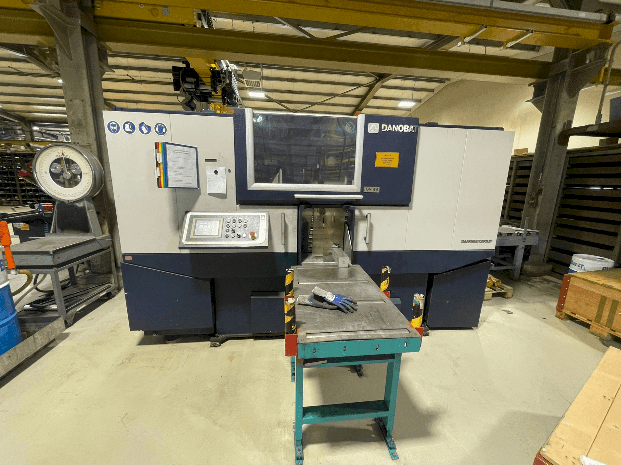 MACHINE_IMG_ALT_FRONT_VIEW