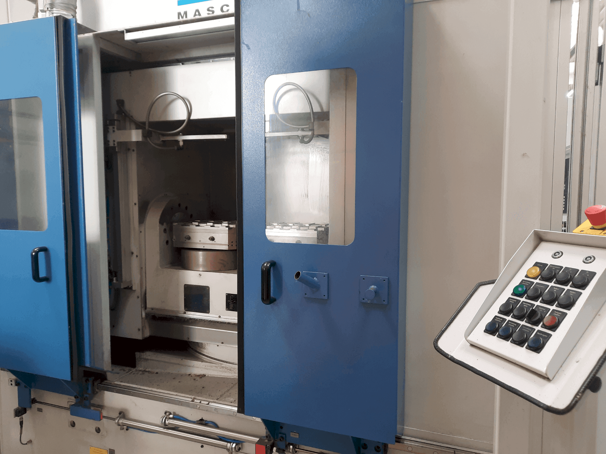 MACHINE_IMG_ALT_FRONT_VIEW