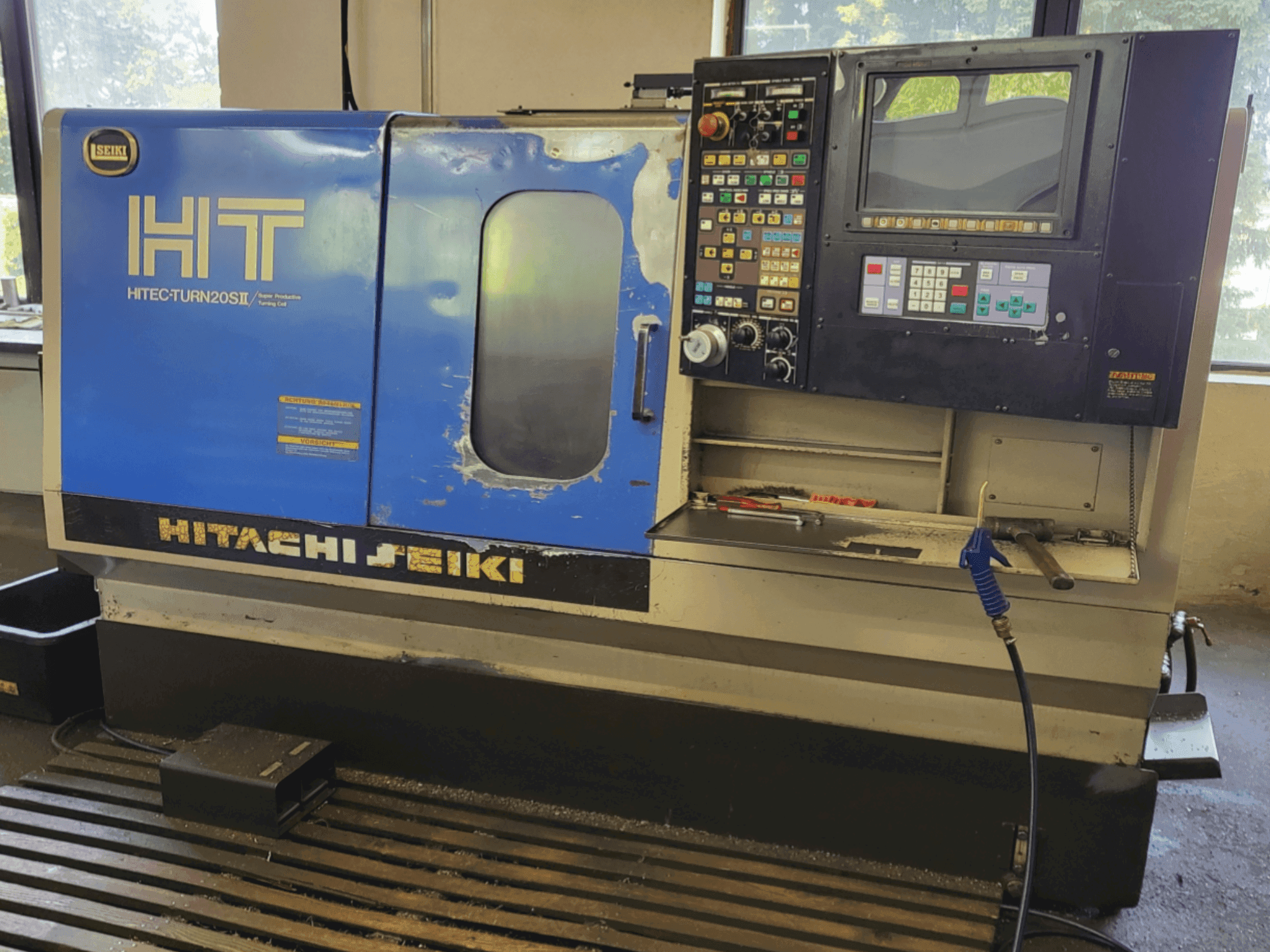 MACHINE_IMG_ALT_FRONT_VIEW