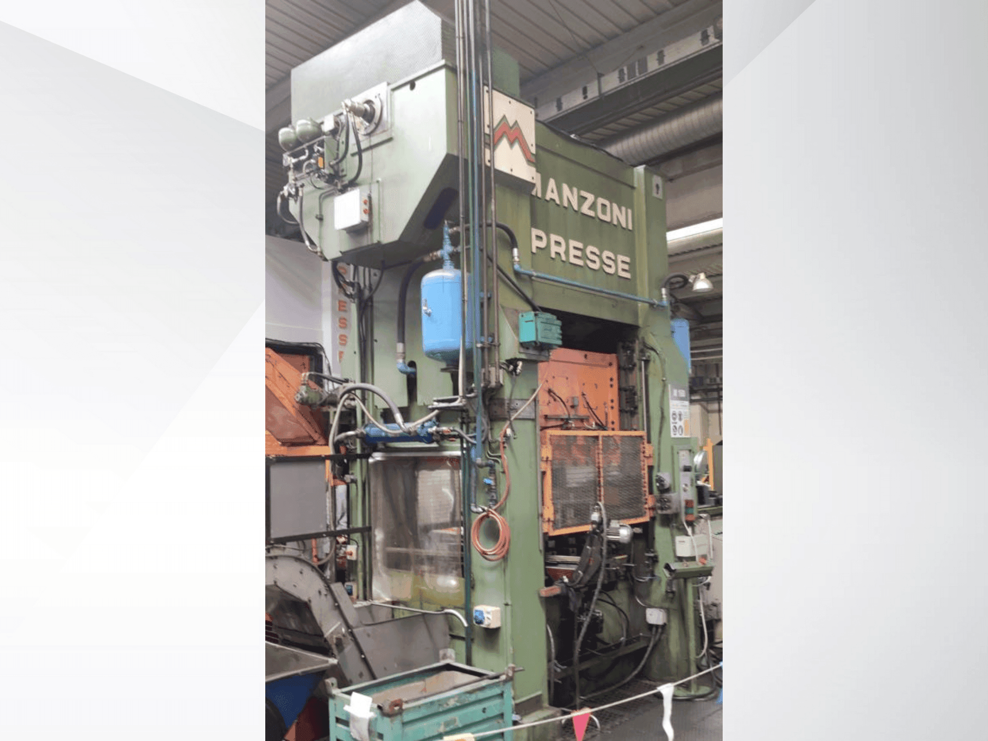 MACHINE_IMG_ALT_FRONT_VIEW