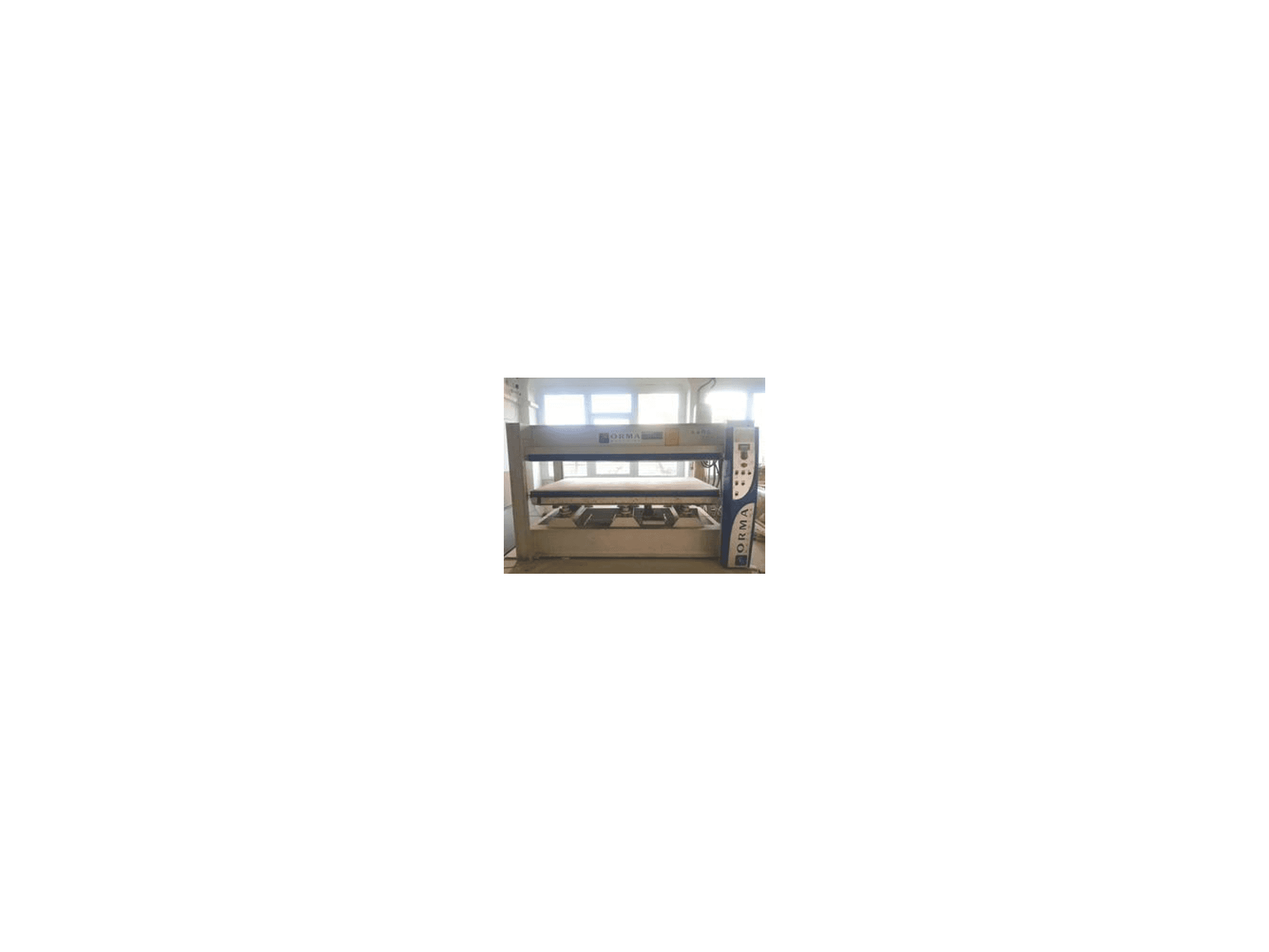 MACHINE_IMG_ALT_FRONT_VIEW