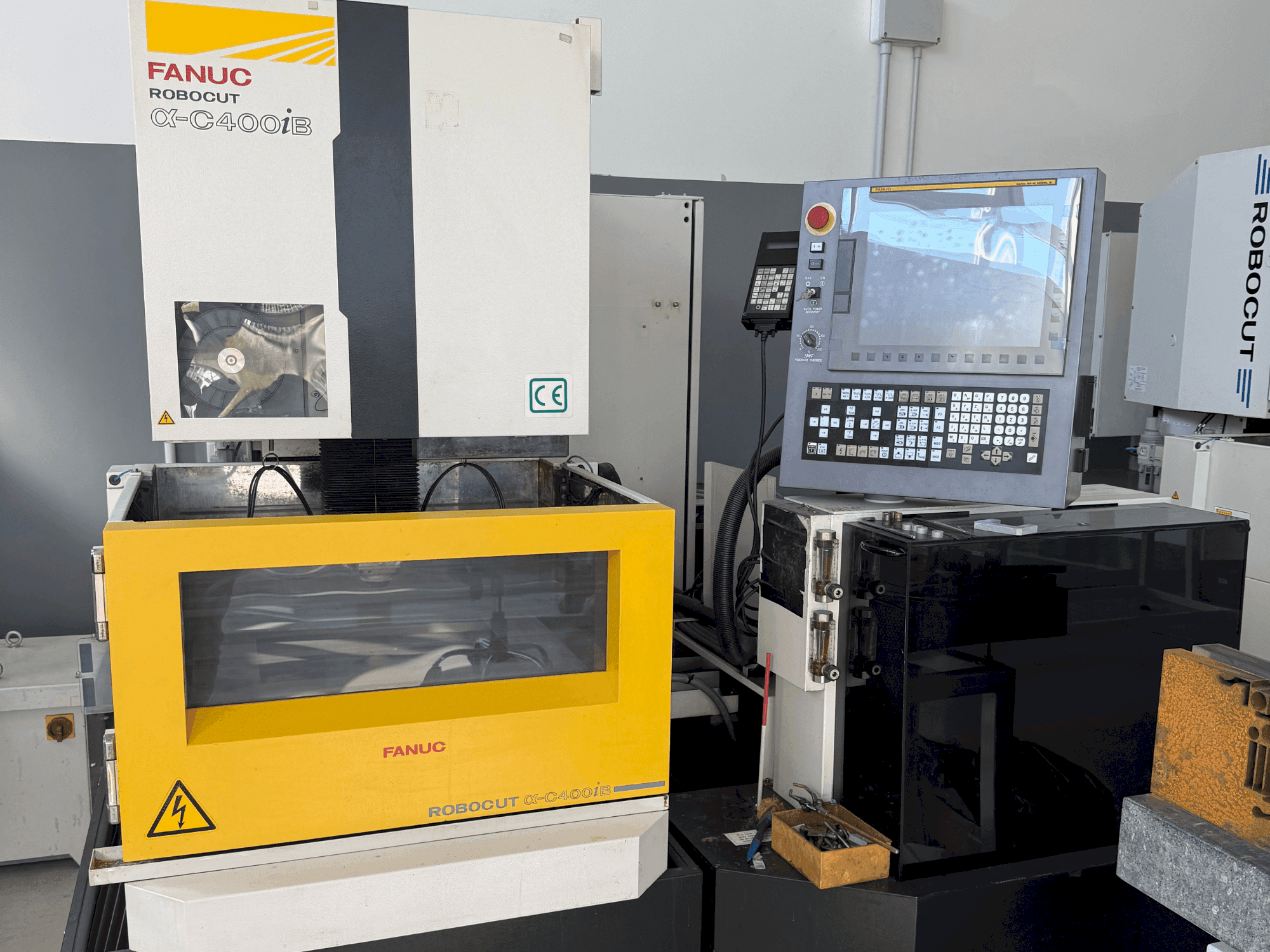MACHINE_IMG_ALT_FRONT_VIEW