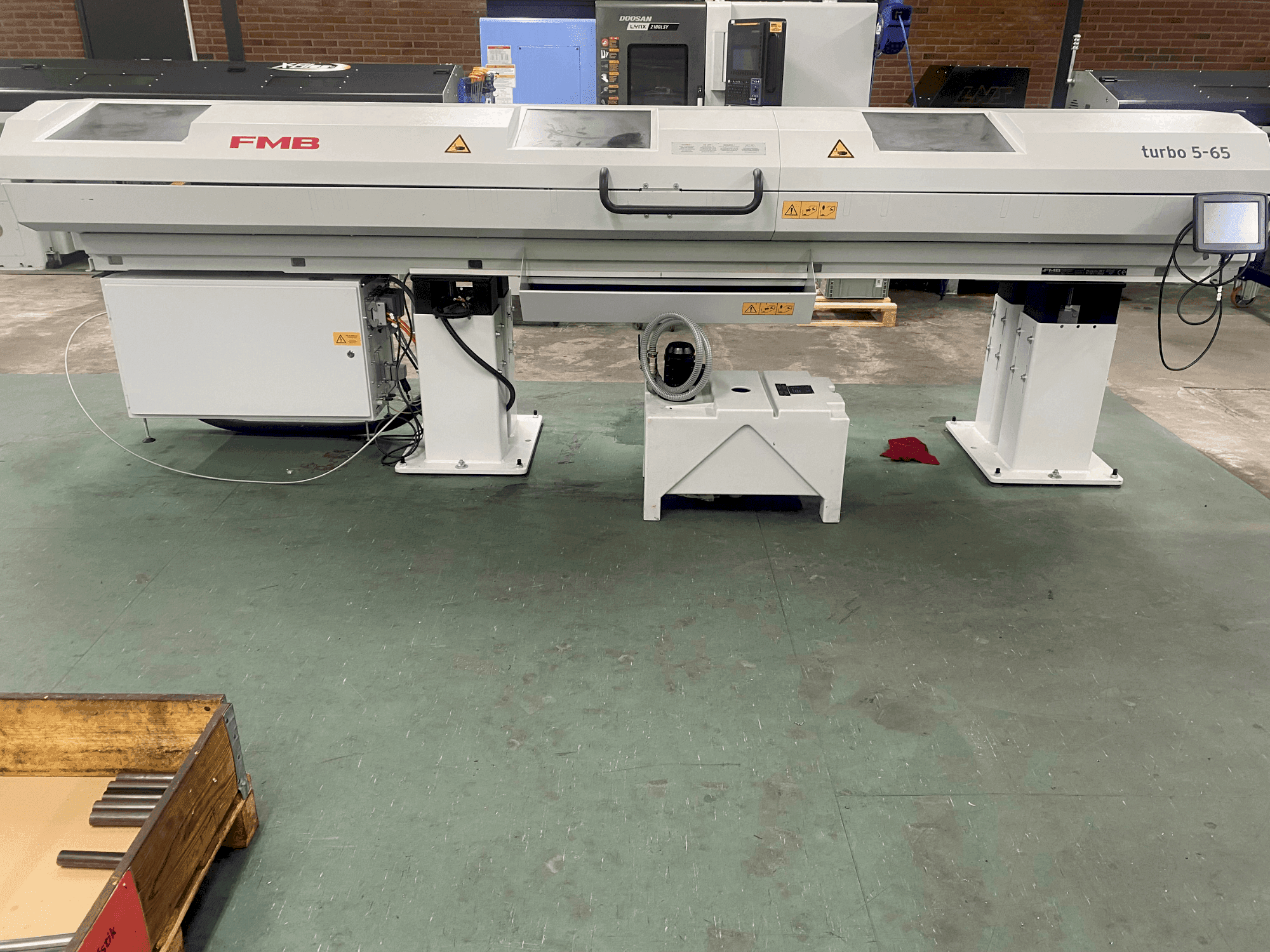 MACHINE_IMG_ALT_FRONT_VIEW