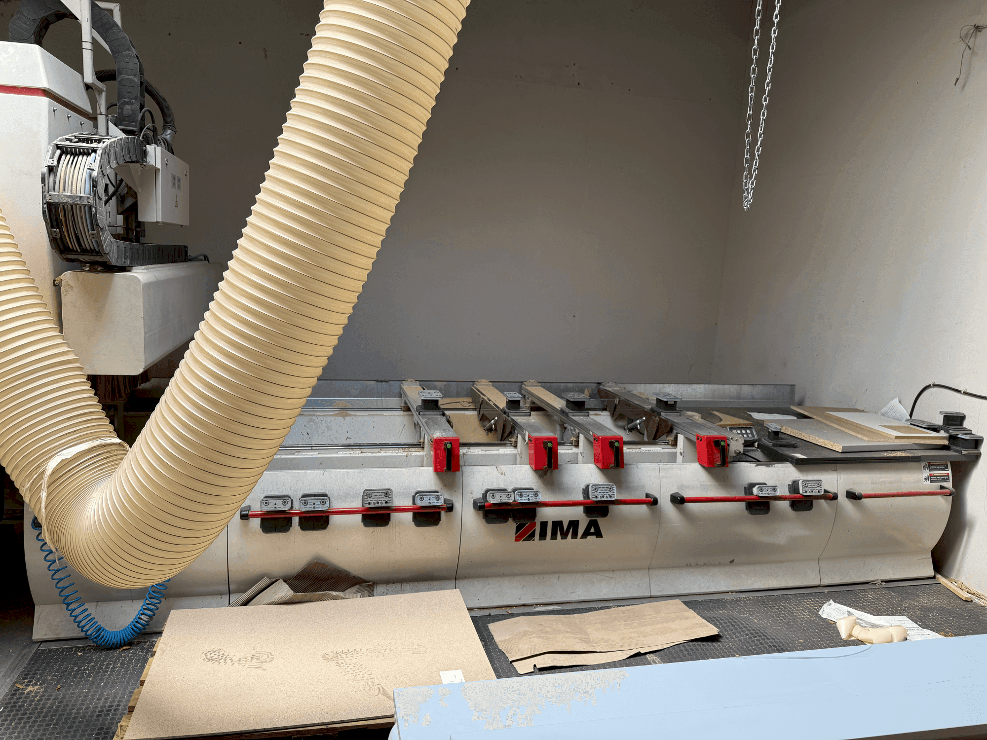 MACHINE_IMG_ALT_FRONT_VIEW