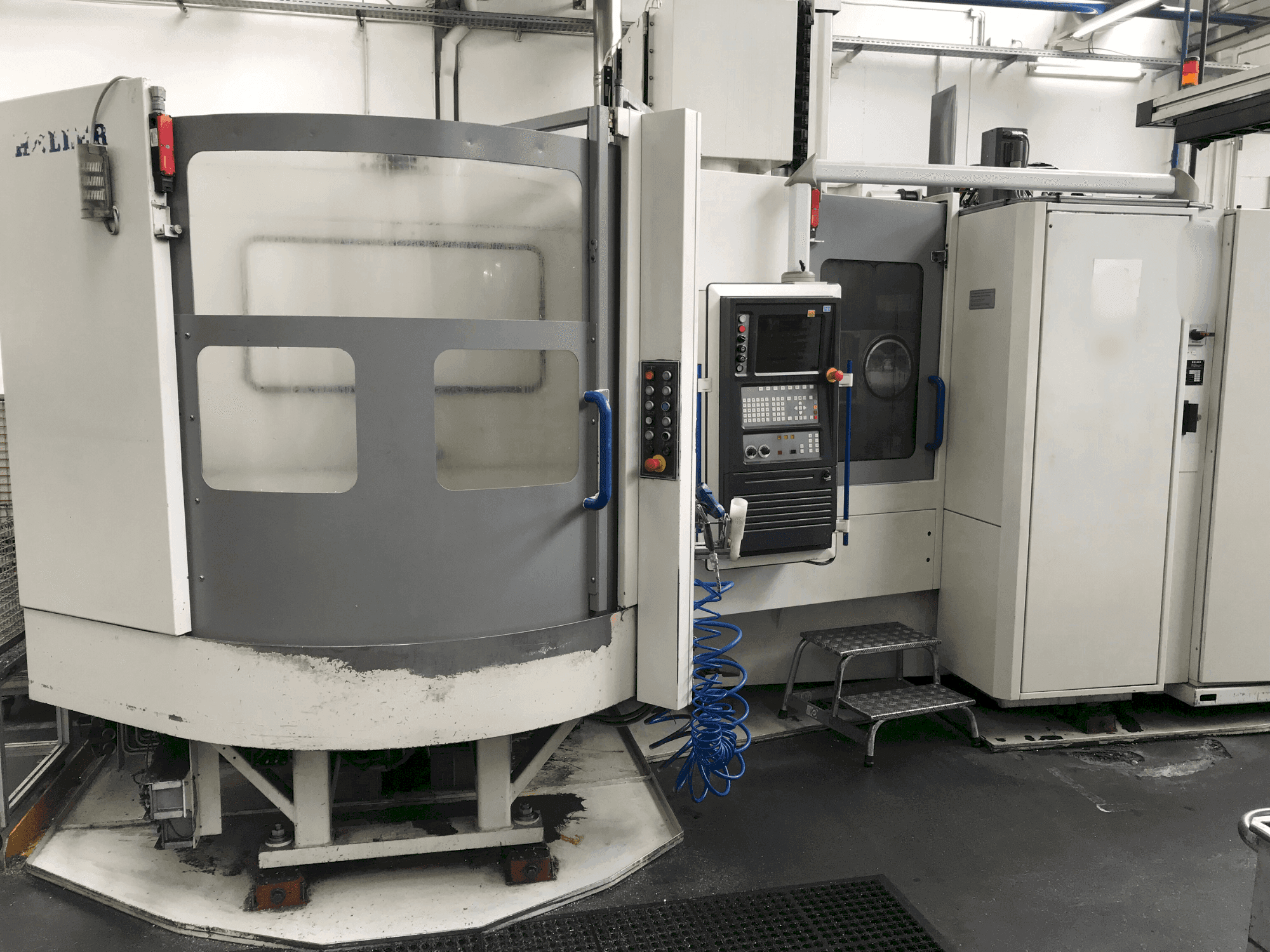 MACHINE_IMG_ALT_FRONT_VIEW